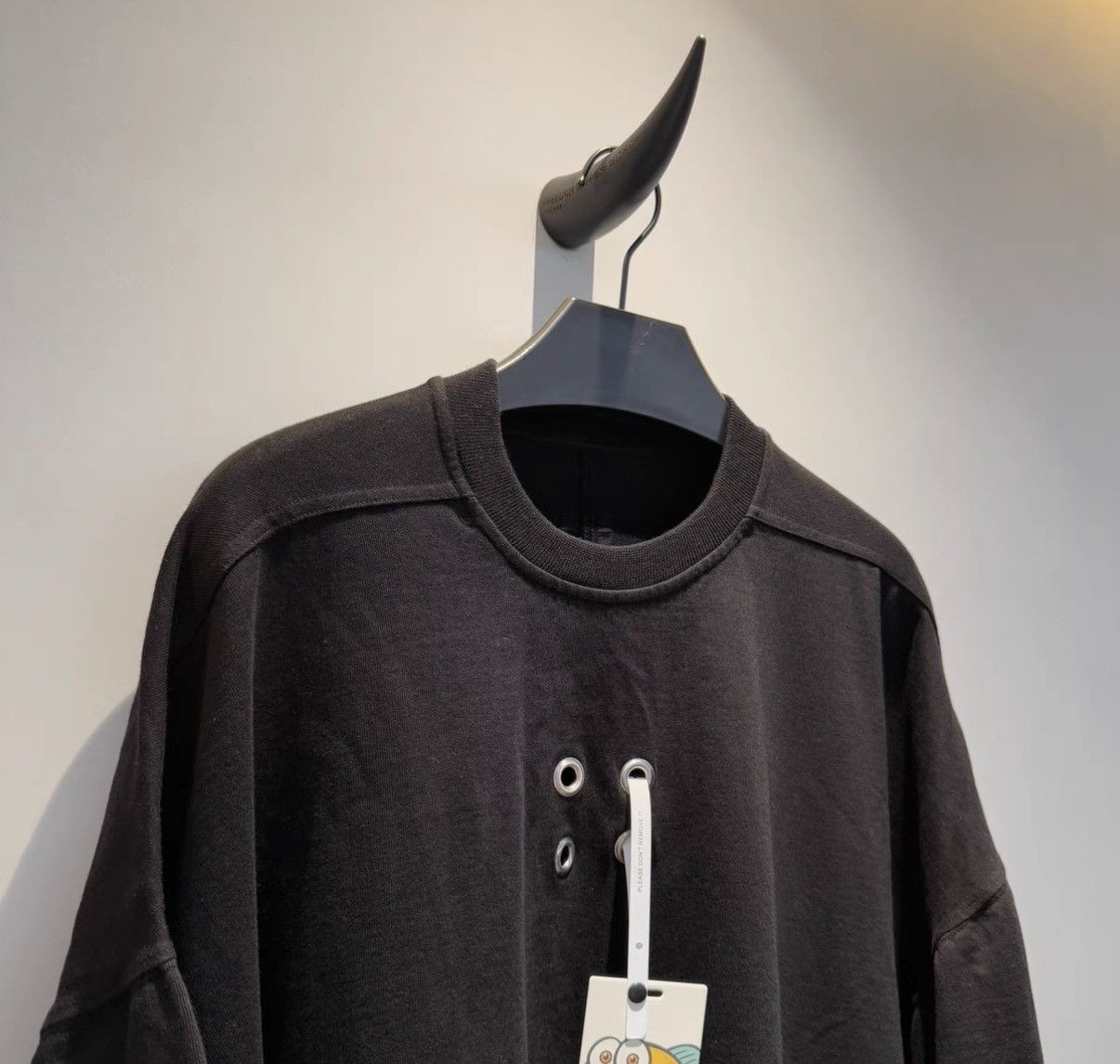 Rick Owens Rick Owens DRKSHDW Classic Four-Hole Oversized Short Size US M / EU 48-50 / 2 - 2 Thumbnail