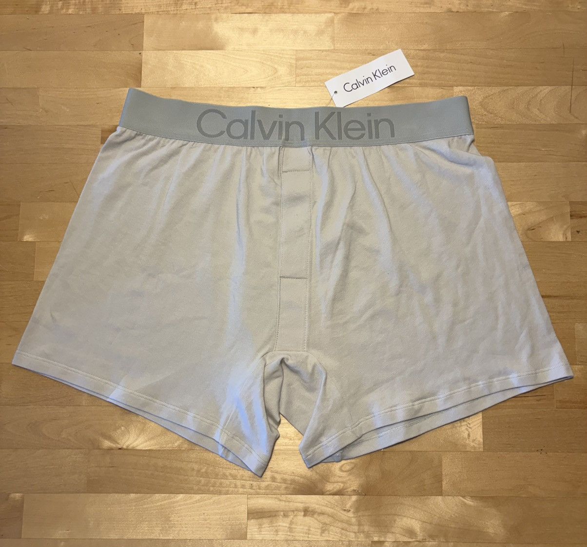 Calvin Klein Calvin Klein BNWT boxer brief grey medium logo waistband Size 32 - 1 Thumbnail