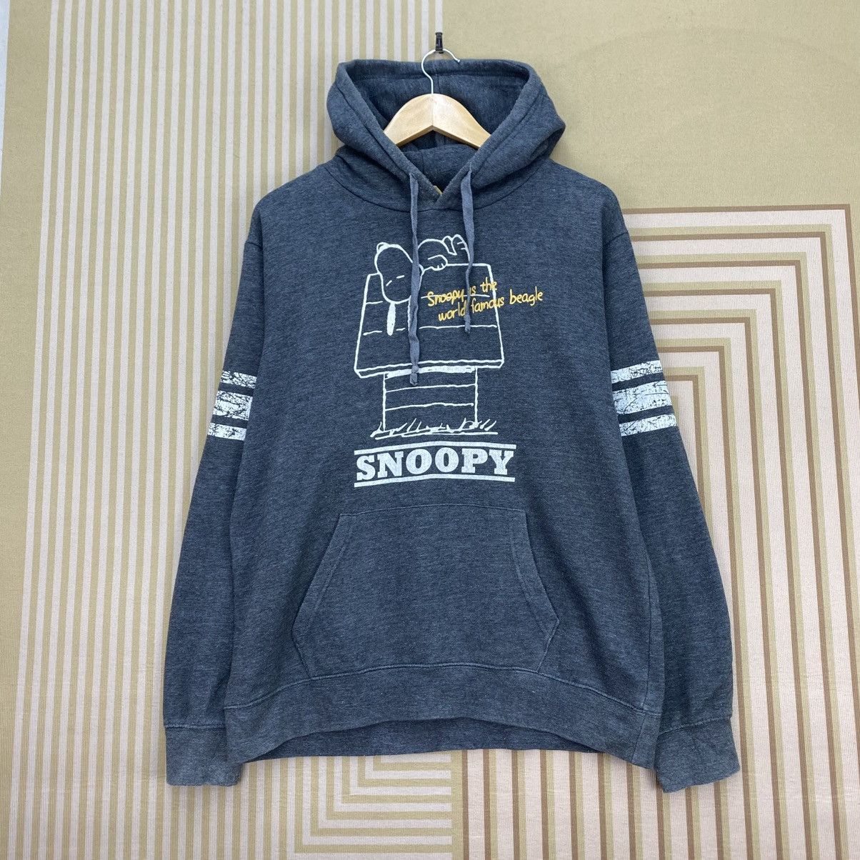 Peanuts 🫶 Peanuts Snoopy graphic pullover hoodie Size US M / EU 48-50 / 2 - 1 Thumbnail