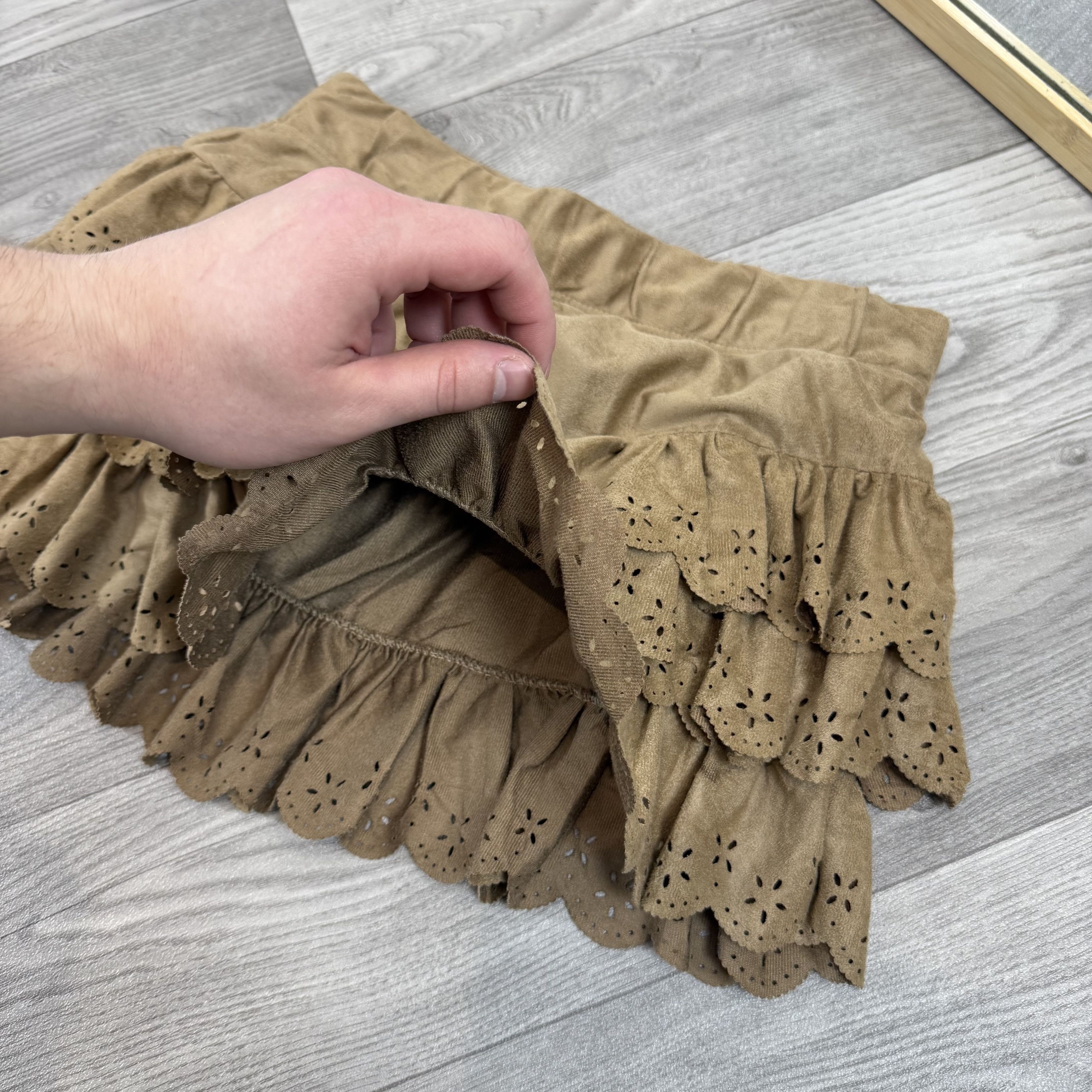 Zara Zara Traffic Y2K Brown Ruffled Cascade Mini Skirt Size 28" / US 6 / IT 42 - 4 Thumbnail