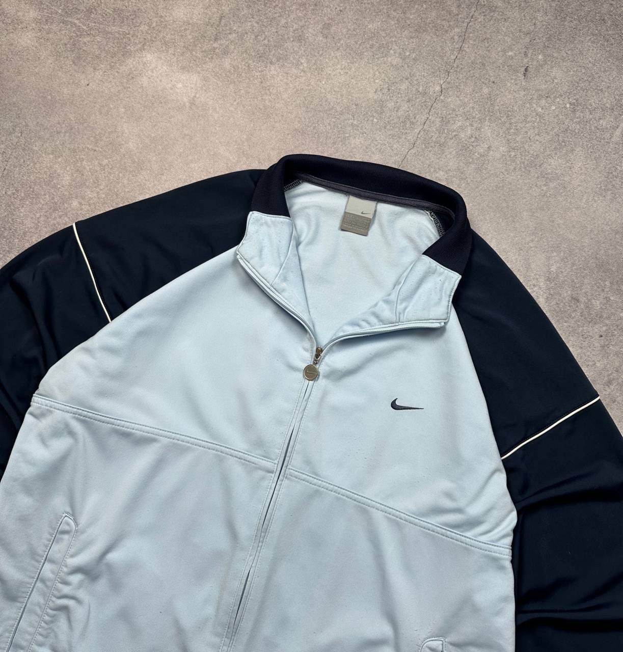 Nike Vintage Nike Track Jacket, Size L – Classic Sportswear Size US L / EU 52-54 / 3 - 2 Thumbnail