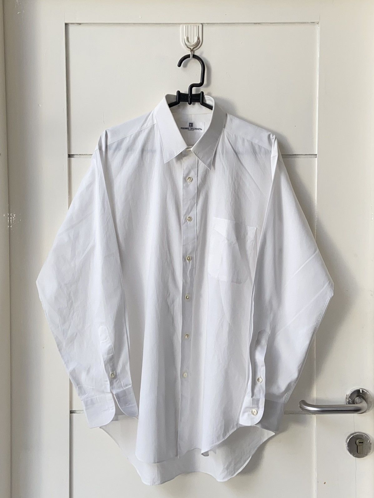 Pierre Balmain PIERRE BALMAIN Paris White Shirt Size US S / EU 44-46 / 1 - 1 Thumbnail