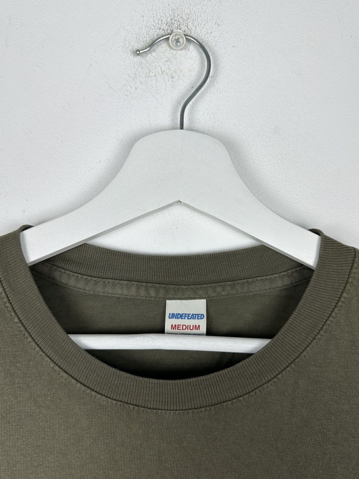 Undefeated Vintage Undefeated Center Logo T Shirt Tee Size US M / EU 48-50 / 2 - 4 Thumbnail