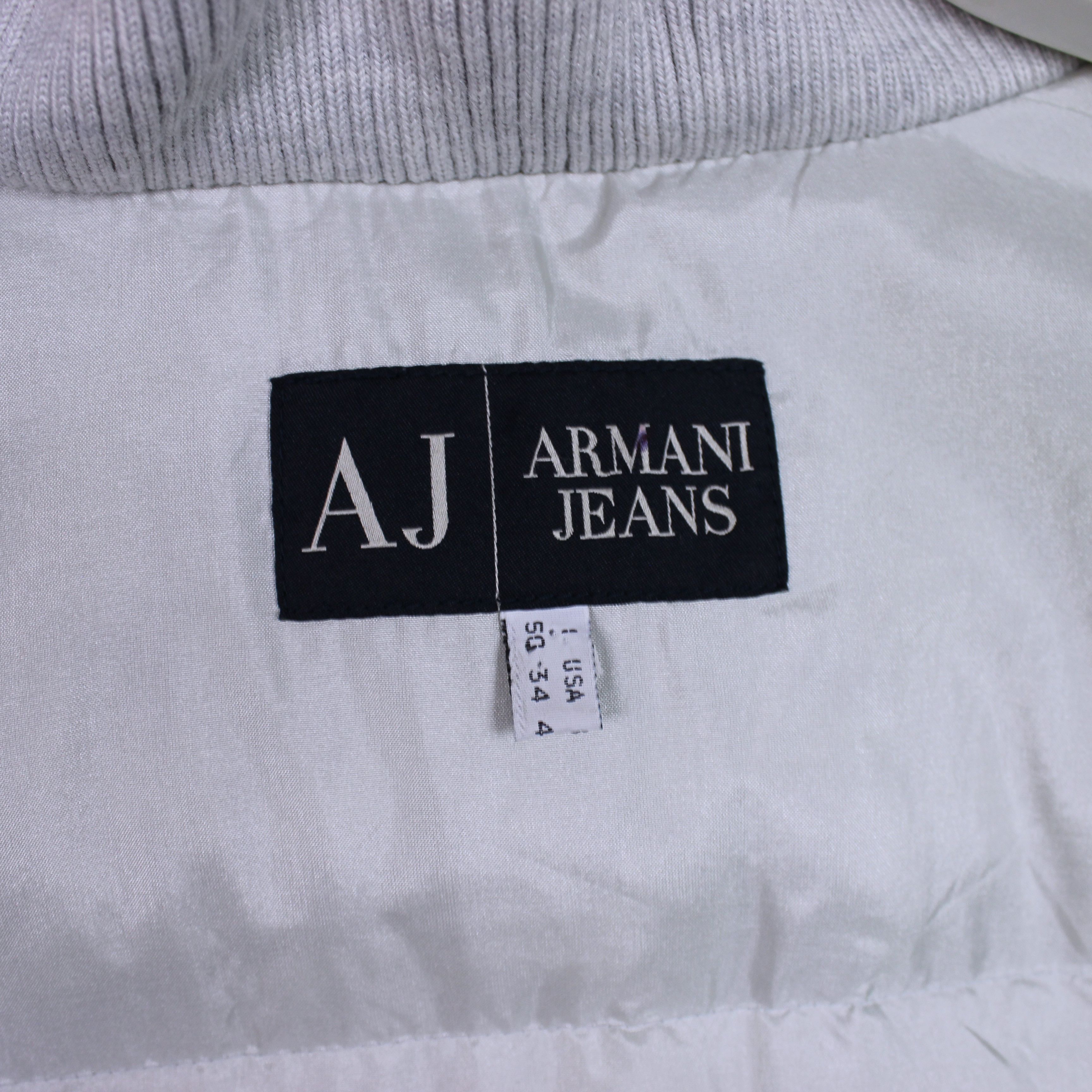 Armani Armani Jeans down jacket heavy winter beige coats L Size US L / EU 52-54 / 3 - 7 Thumbnail