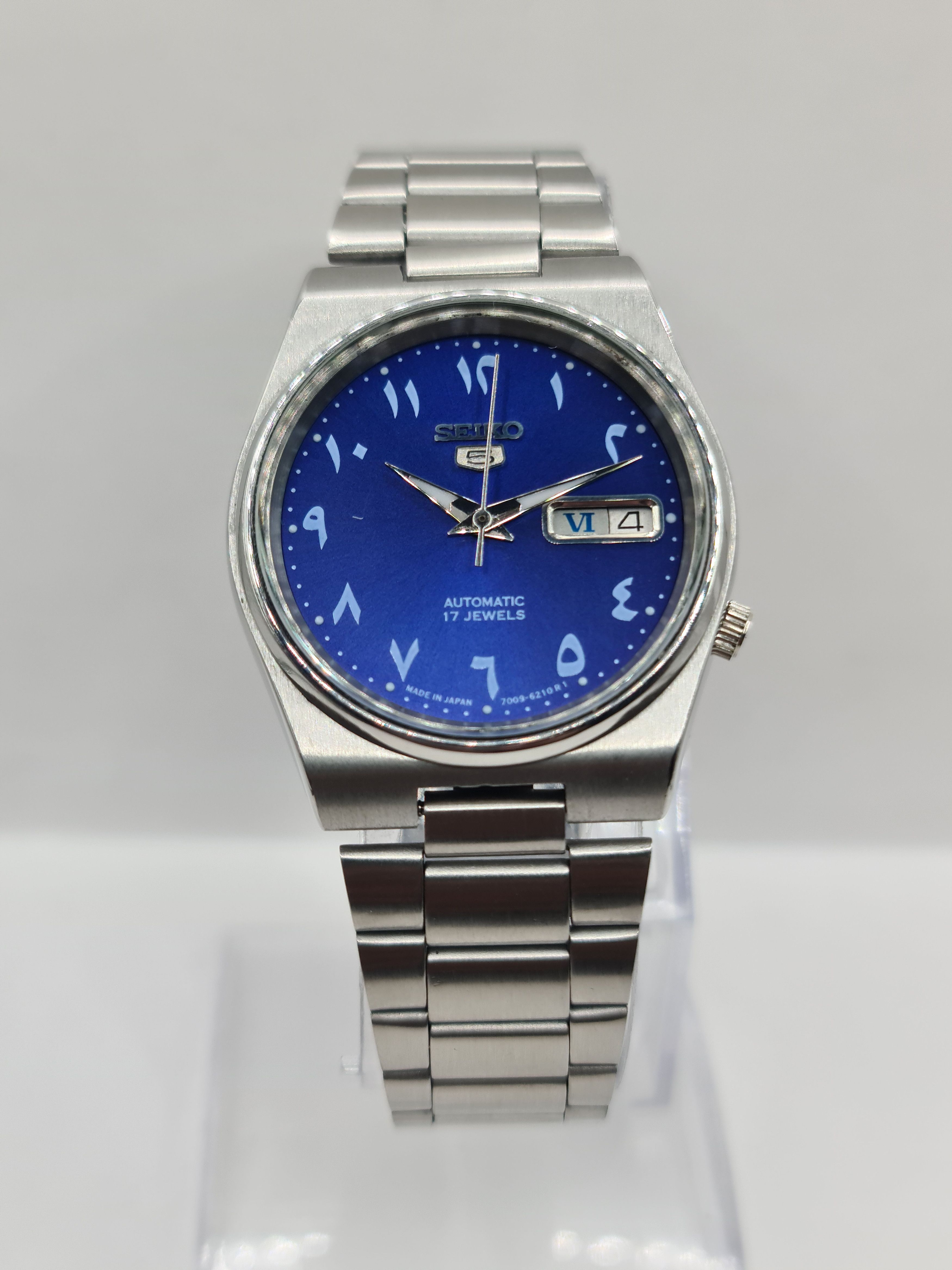 Seiko Seiko 5 Automatic Wrist Watch 17Jewels Day/Date Japan Size 36 - 1 Thumbnail