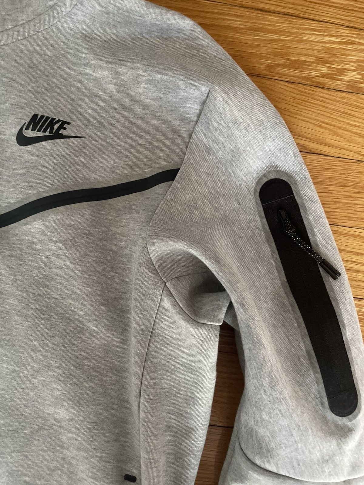 Nike Nike Tech Fleece Gray Zip Hoodie Size US M / EU 48-50 / 2 - 2 Thumbnail