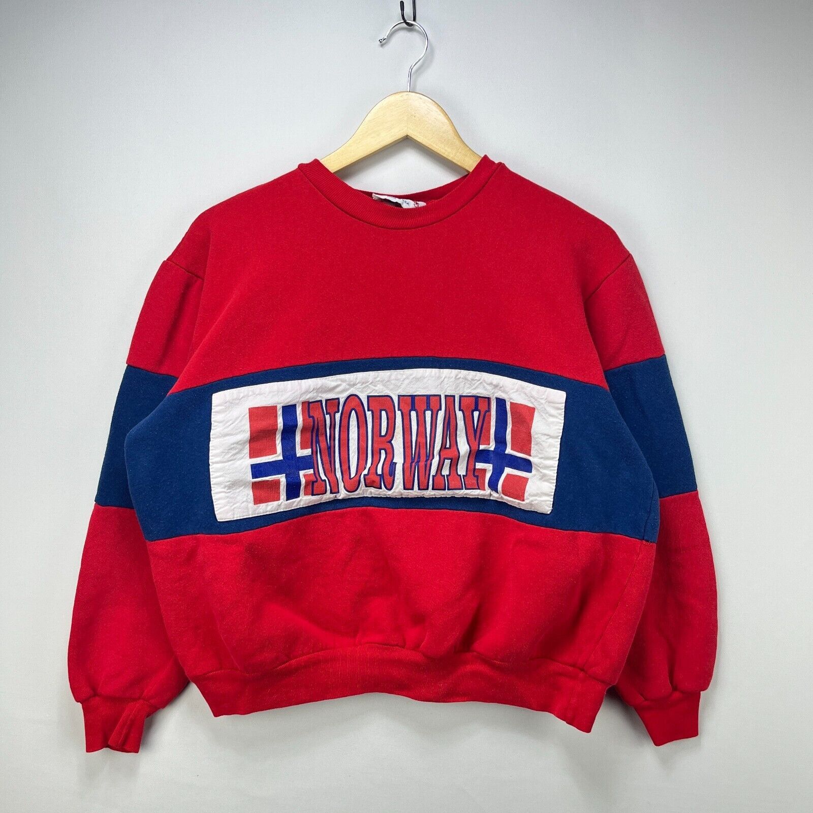 Vintage Vintage 90s Norway Norwegian Sweatshirt Small Size US S / EU 44-46 / 1 - 1 Thumbnail