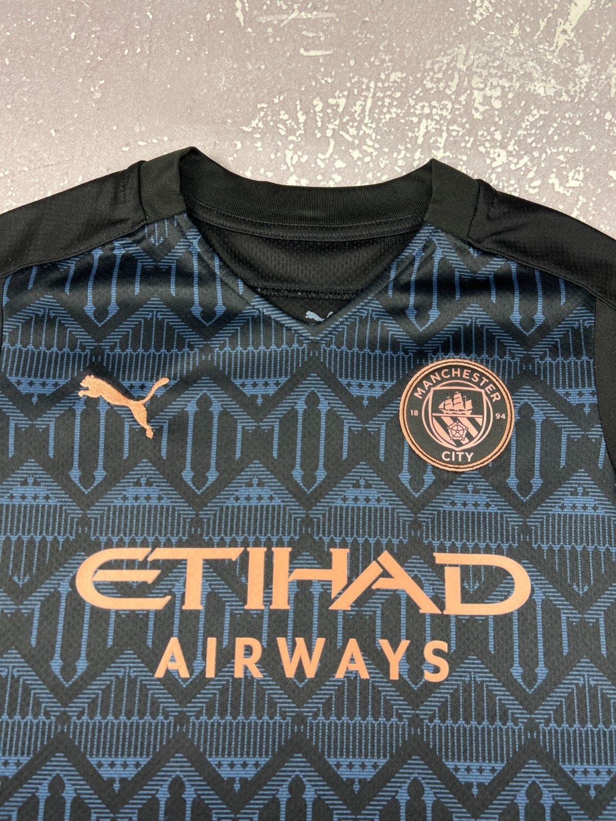 Puma 2020/2021 Puma Manchester City Away Jersey Boys Youth 9-10 Y Size US XXS / EU 40 - 3 Thumbnail