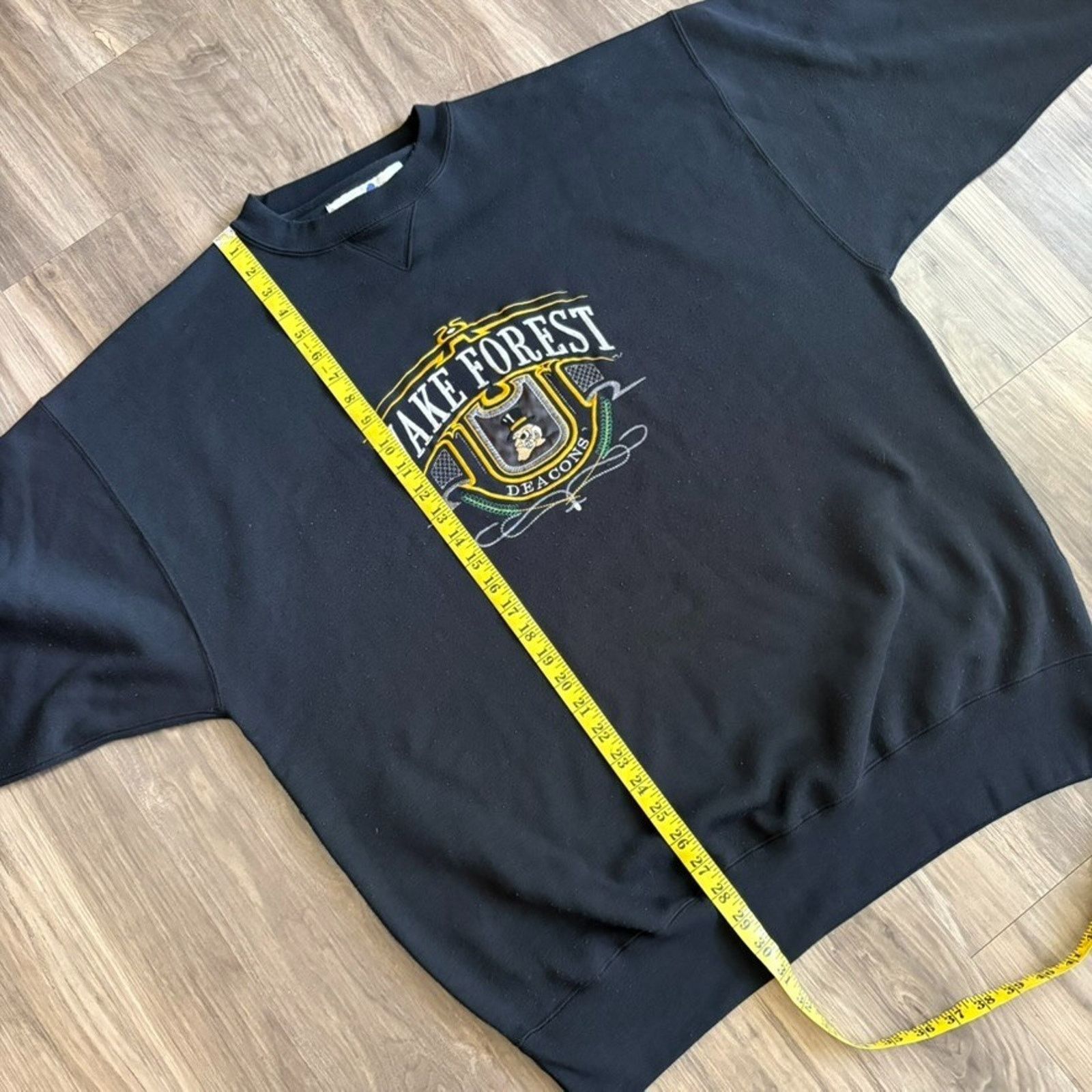 Vintage Vintage Wake Forest University Crewneck Sweatshirt Size 2XL Size US XXL / EU 58 / 5 - 5 Thumbnail