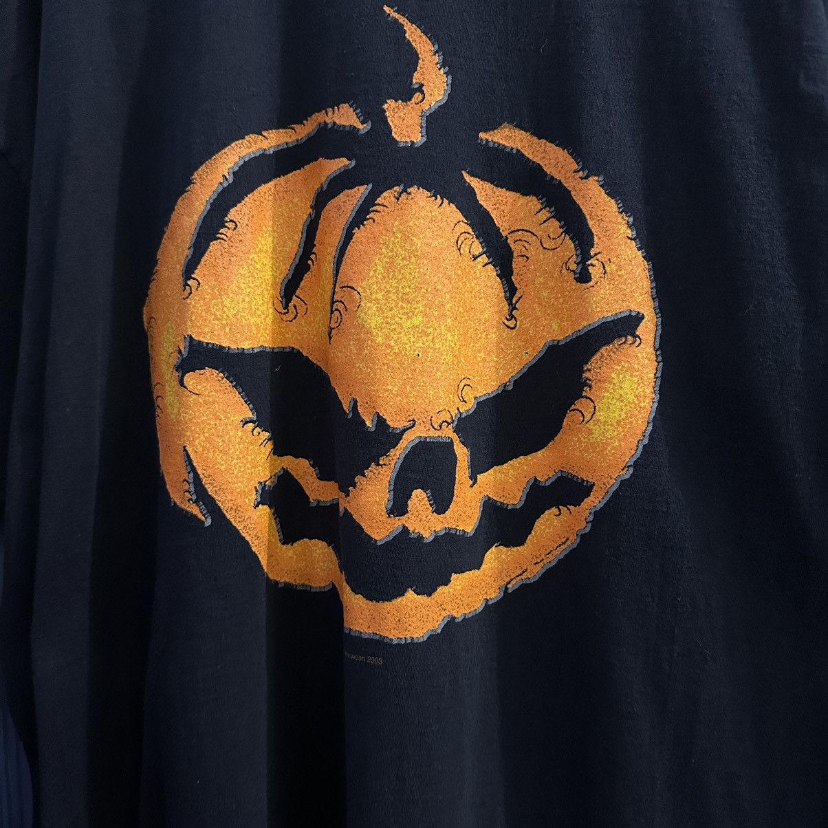 Fruit Of The Loom × Vintage Helloween 2003 movie horror Rabbit don’t come easy USA Size US XL / EU 56 / 4 - 3 Thumbnail