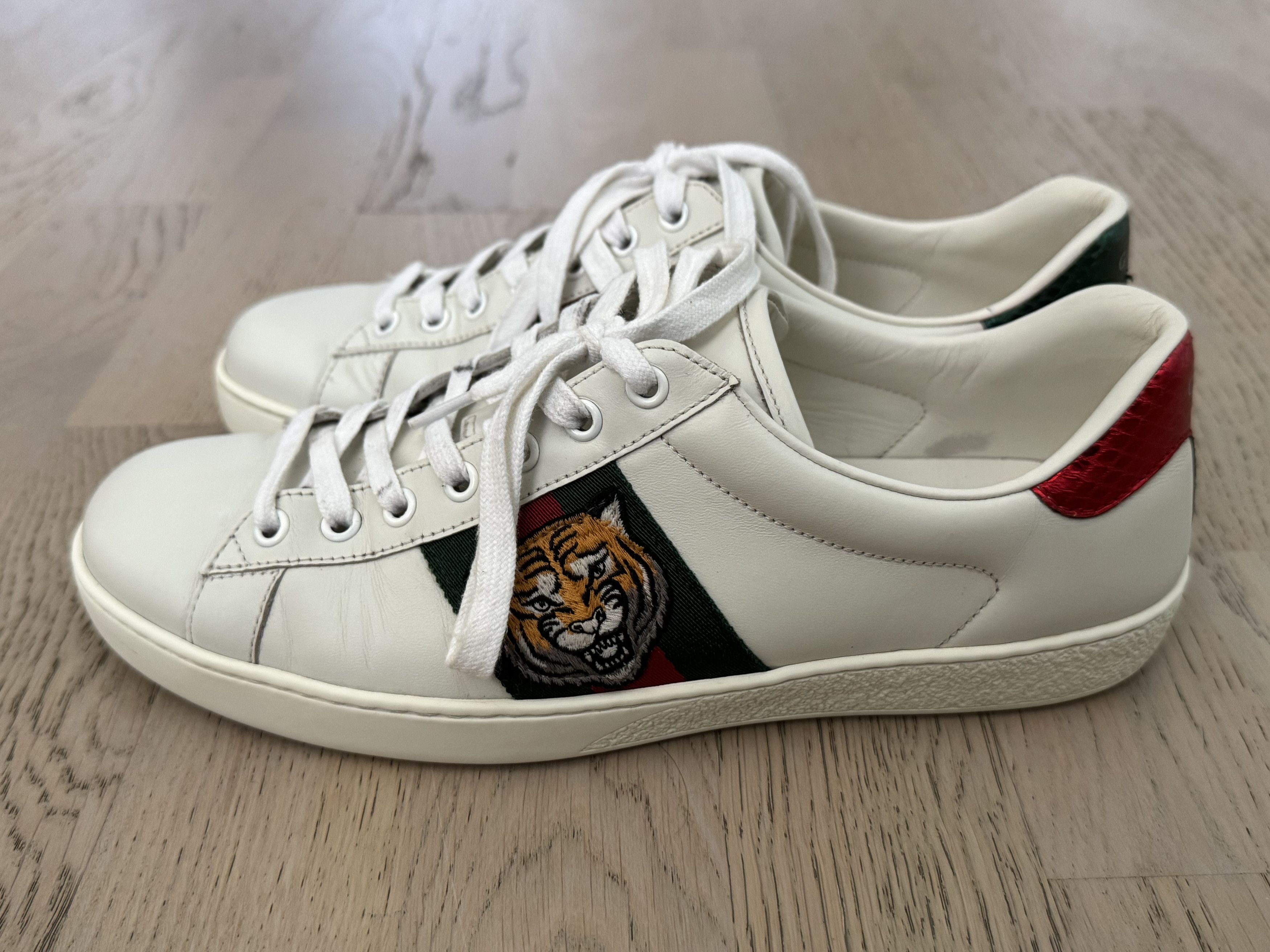 Gucci tiger ace on sale