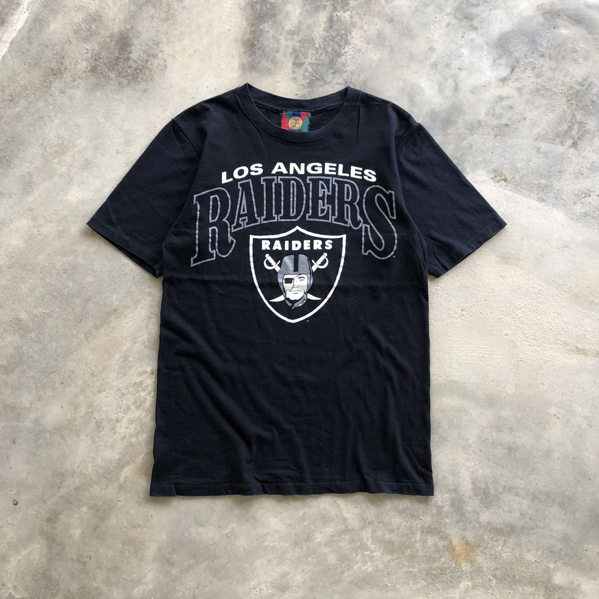 NFL × Vintage Los Angeles RAIDERS Big Logo T-Shirt Size US M / EU 48-50 / 2 - 1 Thumbnail
