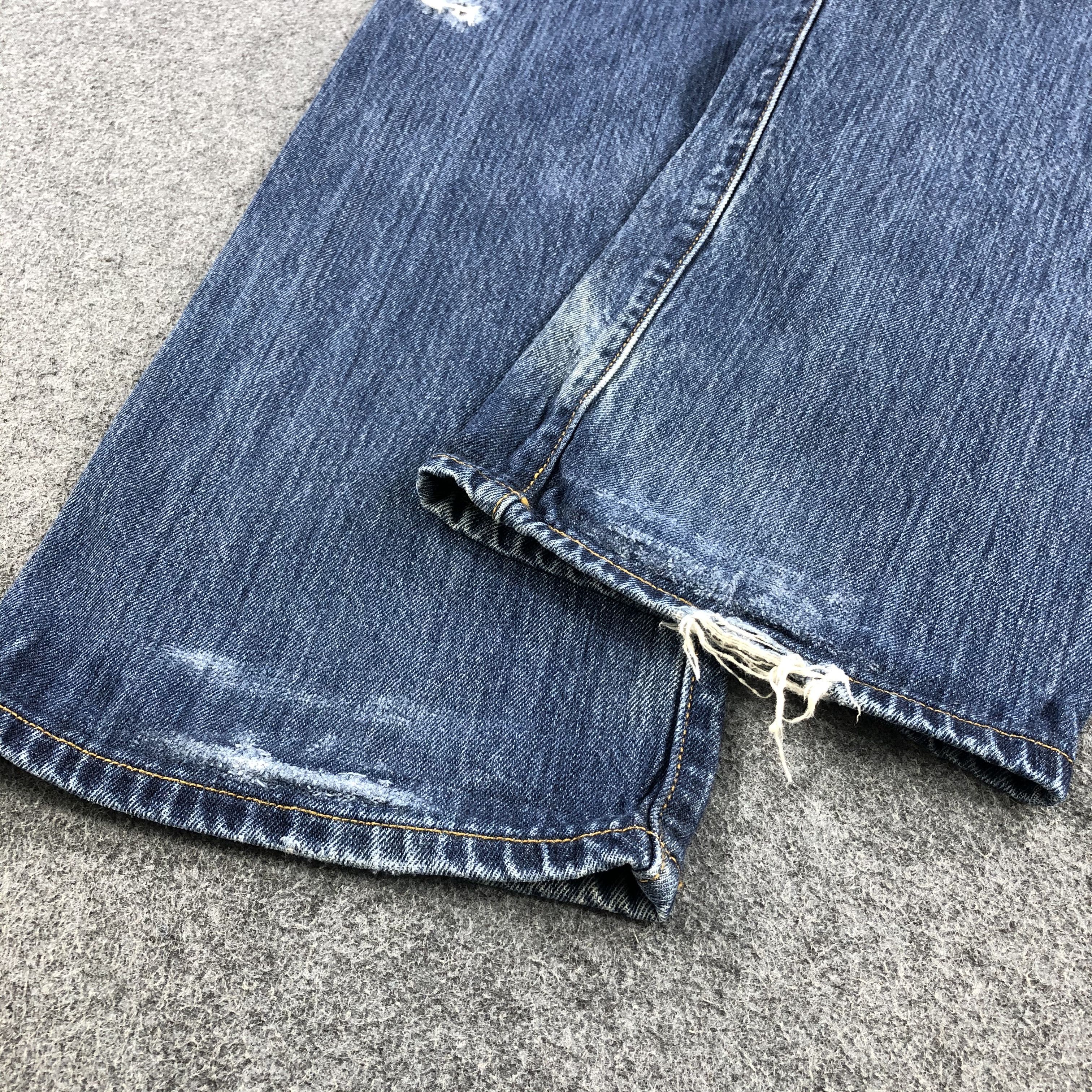 Levi's Vintage Levis 501 Jeans Distresssed Denim KJ343 Size US 35 - 6 Thumbnail