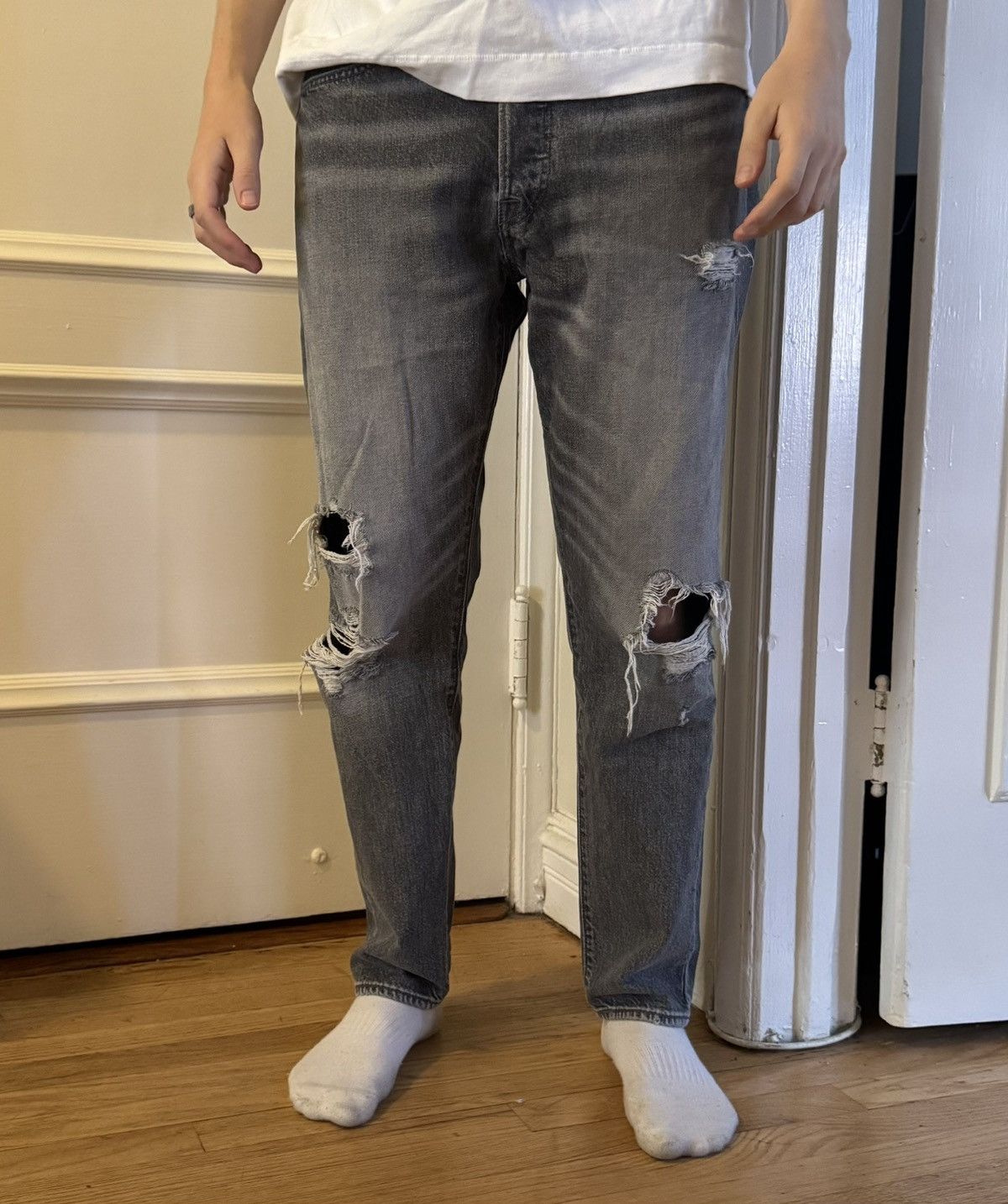 Levi's Levi’s 501 - Distressed Grey Size US 32 / EU 48 - 1 Thumbnail