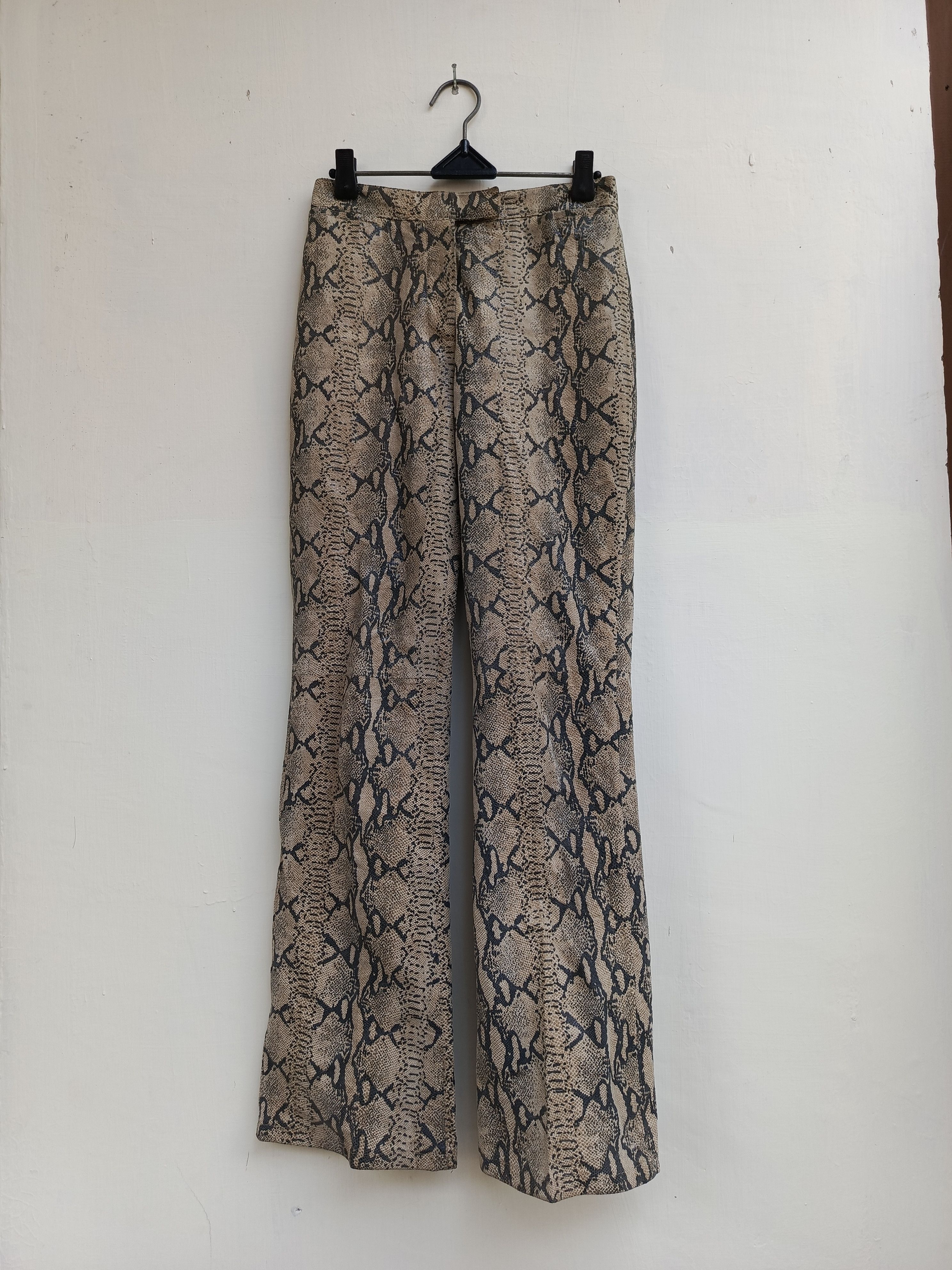 Monique Provence pattern snake leather pants
