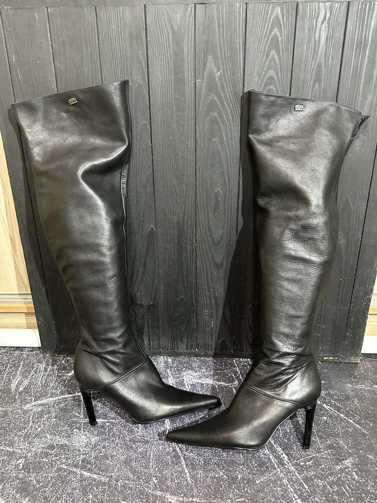 Buffalo London Buffalo London Women’s Leather Heels boots size 38 Size US 8 / IT 38 - 13 Thumbnail