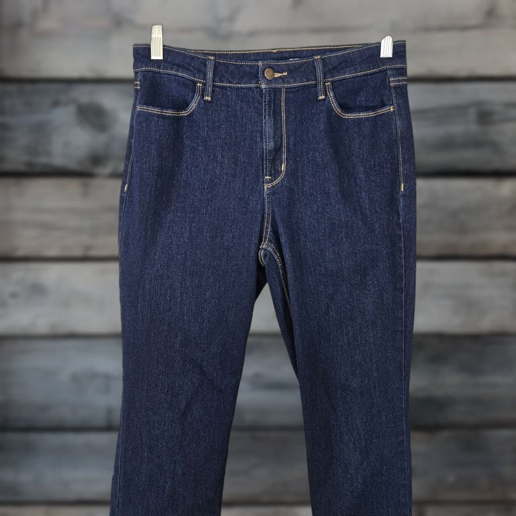 Old Navy VINTAGE? No. Old Navy Womens Wow Straight Jeans Sz 10 Blue Dark Wash High Rise Size 32" / US 10 / IT 46 - 1 Thumbnail