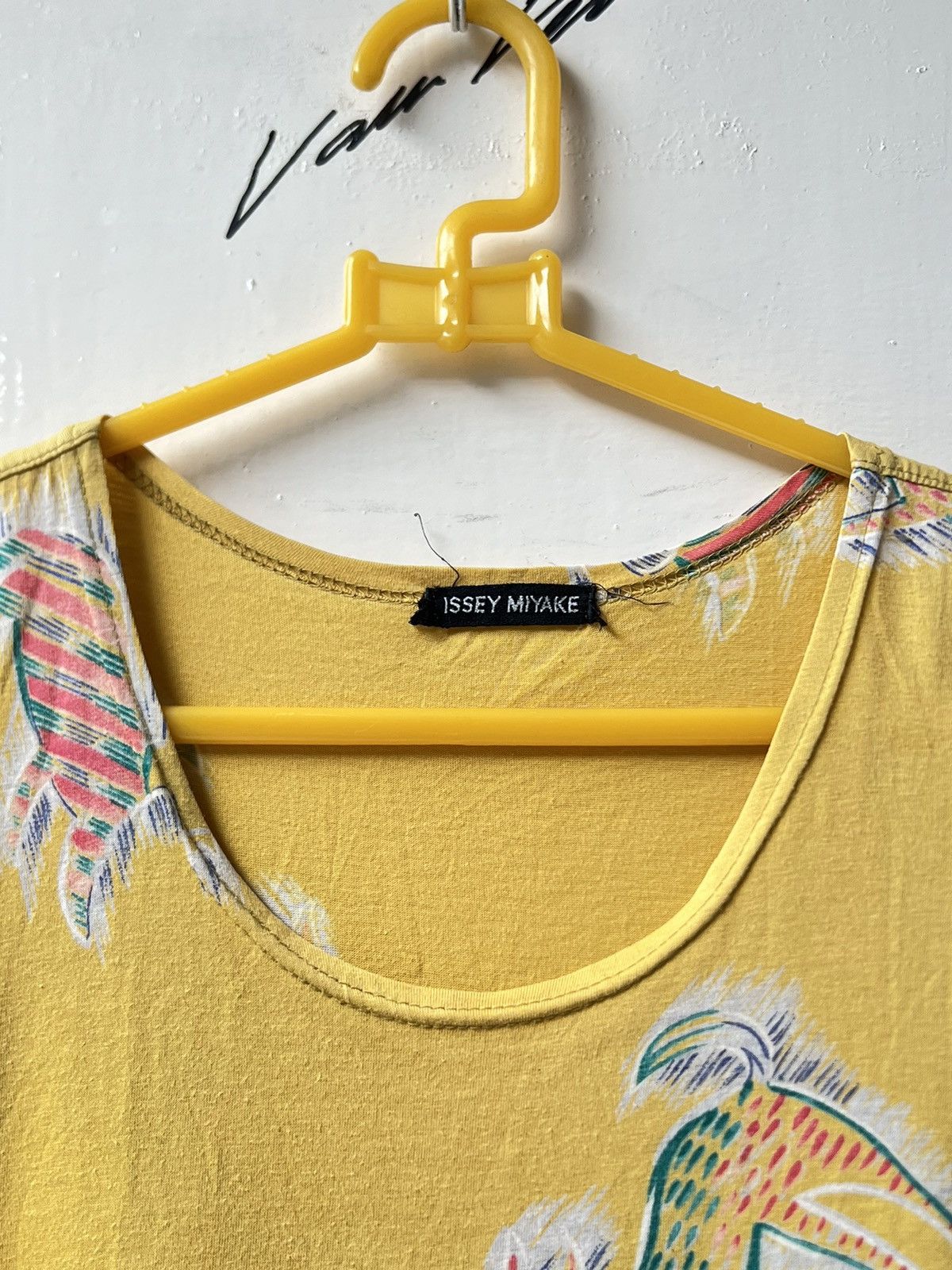 Issey Miyake ISSEY MIYAKE Yellow Tank Top Animal Print Size US XS / EU 42 / 0 - 5 Thumbnail