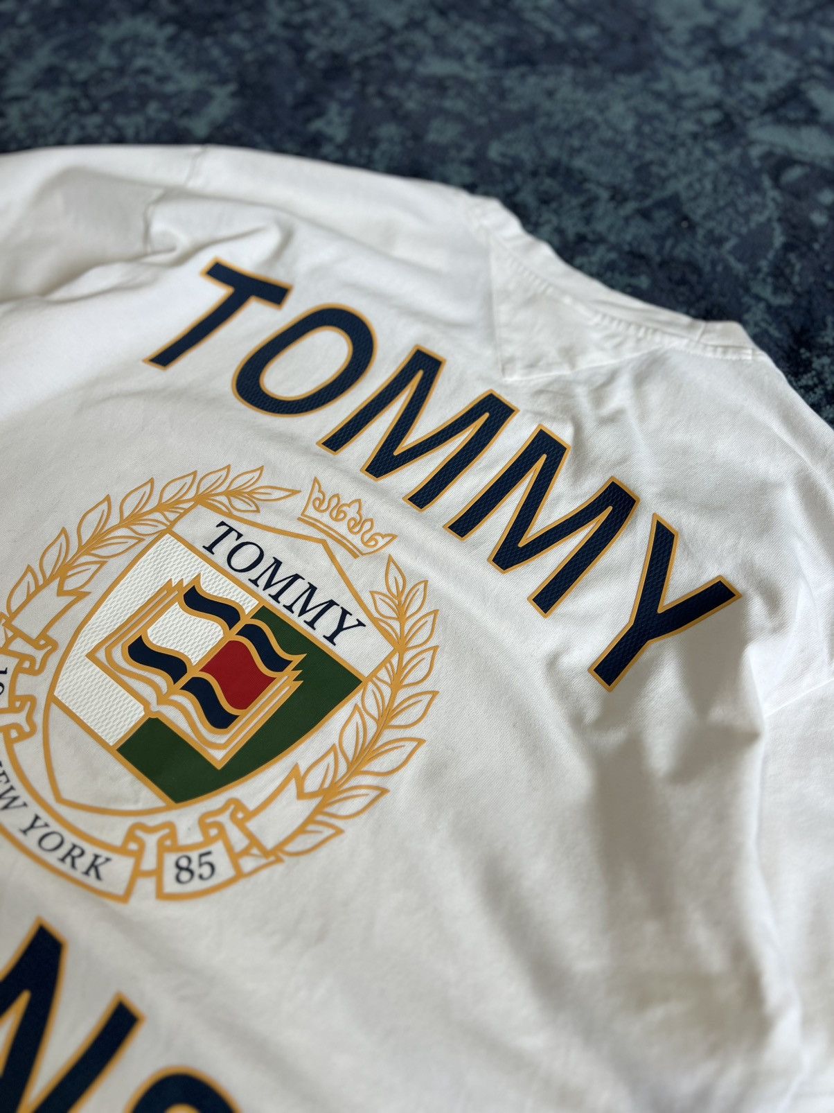 Tommy Hilfiger Tommy jeans t-shirt big logo Size US XL / EU 56 / 4 - 3 Thumbnail
