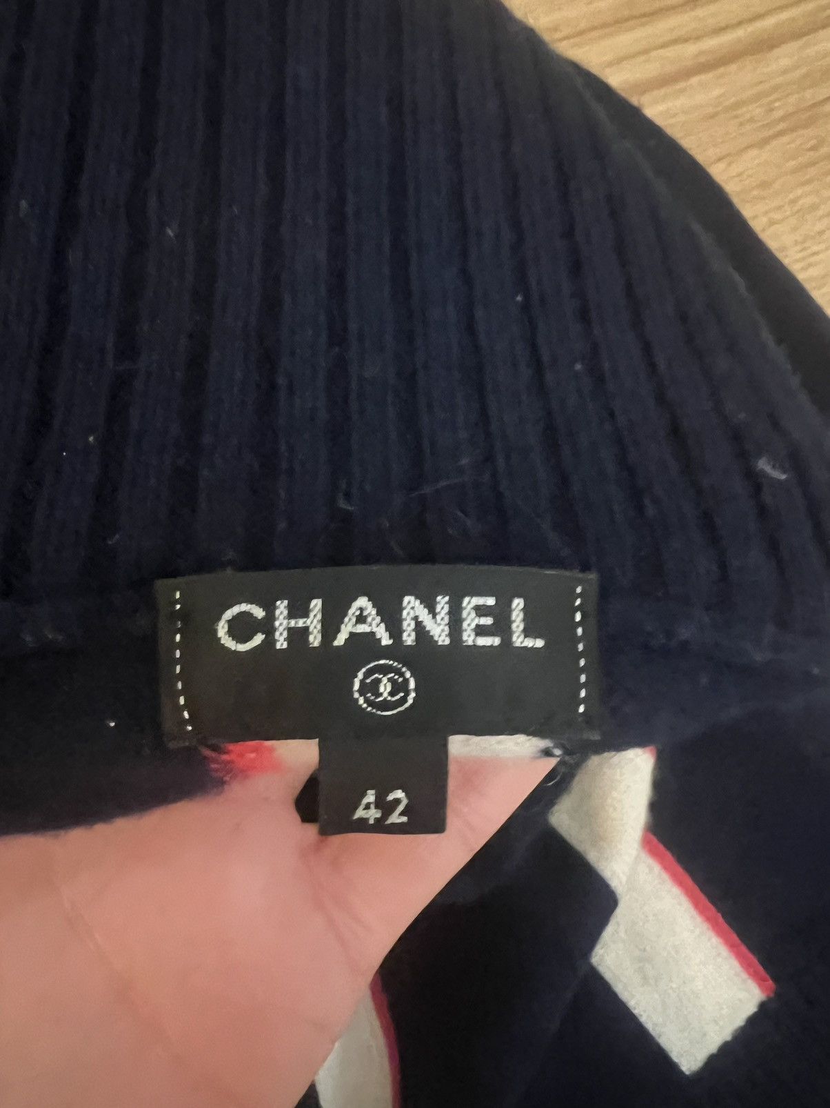 Chanel Chanel Short Sleeve Turtleneck Size M / US 6-8 / IT 42-44 - 3 Thumbnail