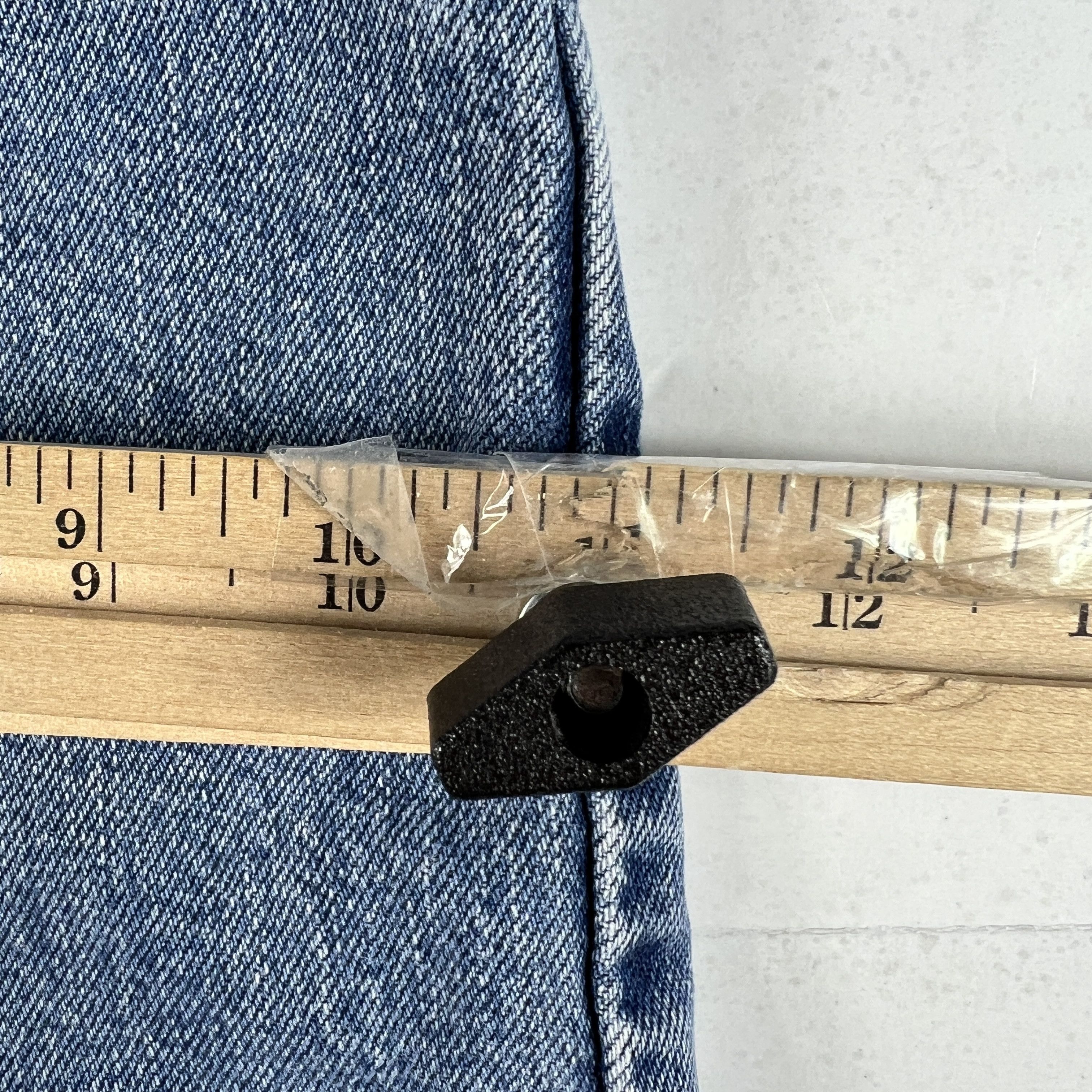 Levi's × Vintage Y2K Levi's Jeans Shorts 560 Loose Faded Cut Off Denim Jorts Size US 31 - 19 Thumbnail