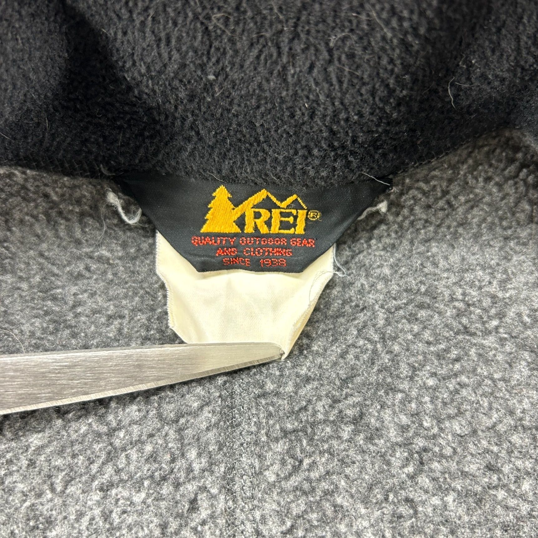 Vintage VINTAGE REI Jacket Mens M Grey Fleece Mock Full Zip Polartec Talon 80s Size US M / EU 48-50 / 2 - 7 Thumbnail