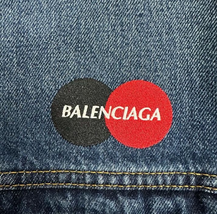 Balenciaga Balenciaga Mastercard washed denim jacket2410-Nextarrow Size US S / EU 44-46 / 1 - 5 Thumbnail
