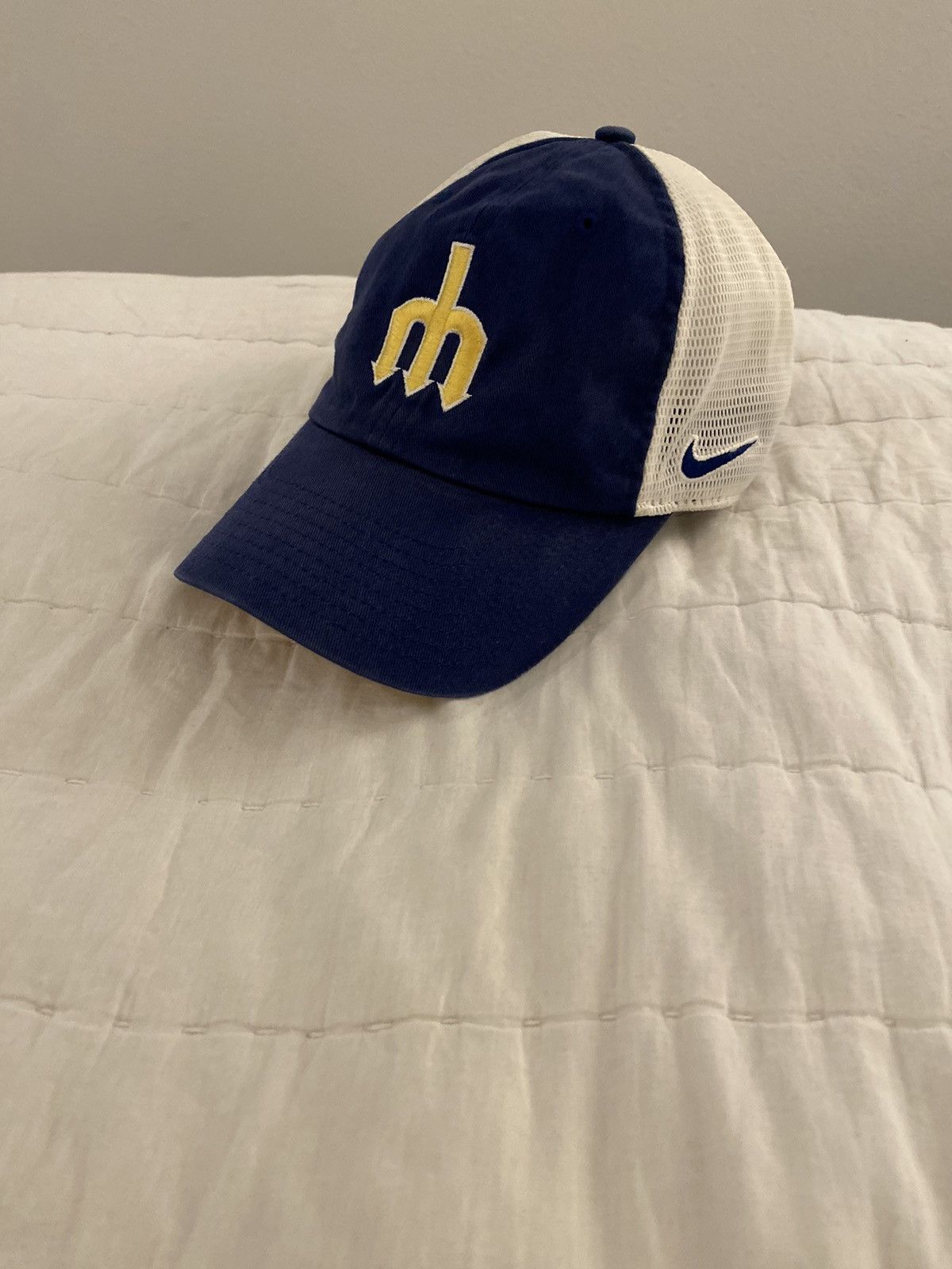 Cooperstown Collection Nike Seattle Mariners Heritage86 MLB Trucker Hat Size ONE SIZE - 1 Thumbnail