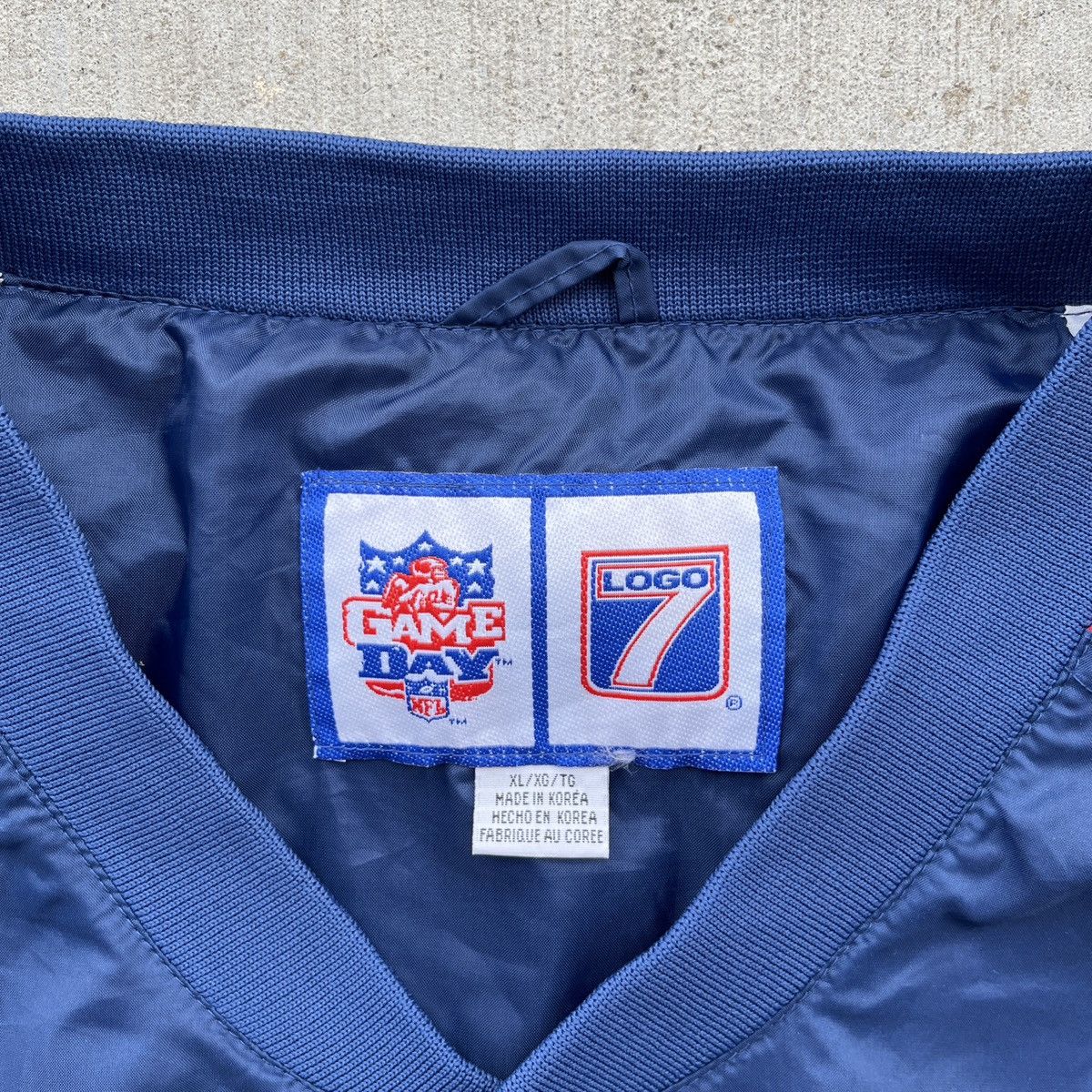 NFL Vintage Patriots Windbreaker Size US XL / EU 56 / 4 - 8 Thumbnail