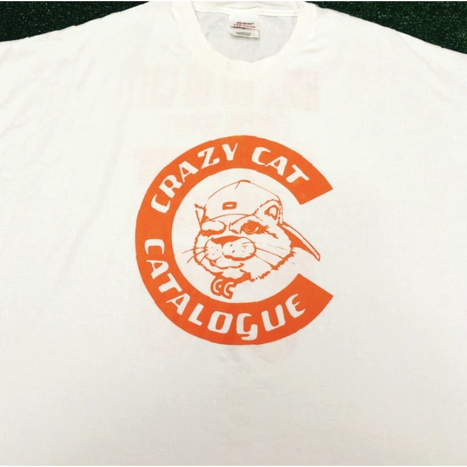 Vintage VINTAGE 90s D Dot Crazy Cat Catalogue Rap Tee Rare Kanye West Shirt Mens T-Shirt White 2XL/XXXL 1990-1999 Mens Size US XXL / EU 58 / 5 - 2 Thumbnail