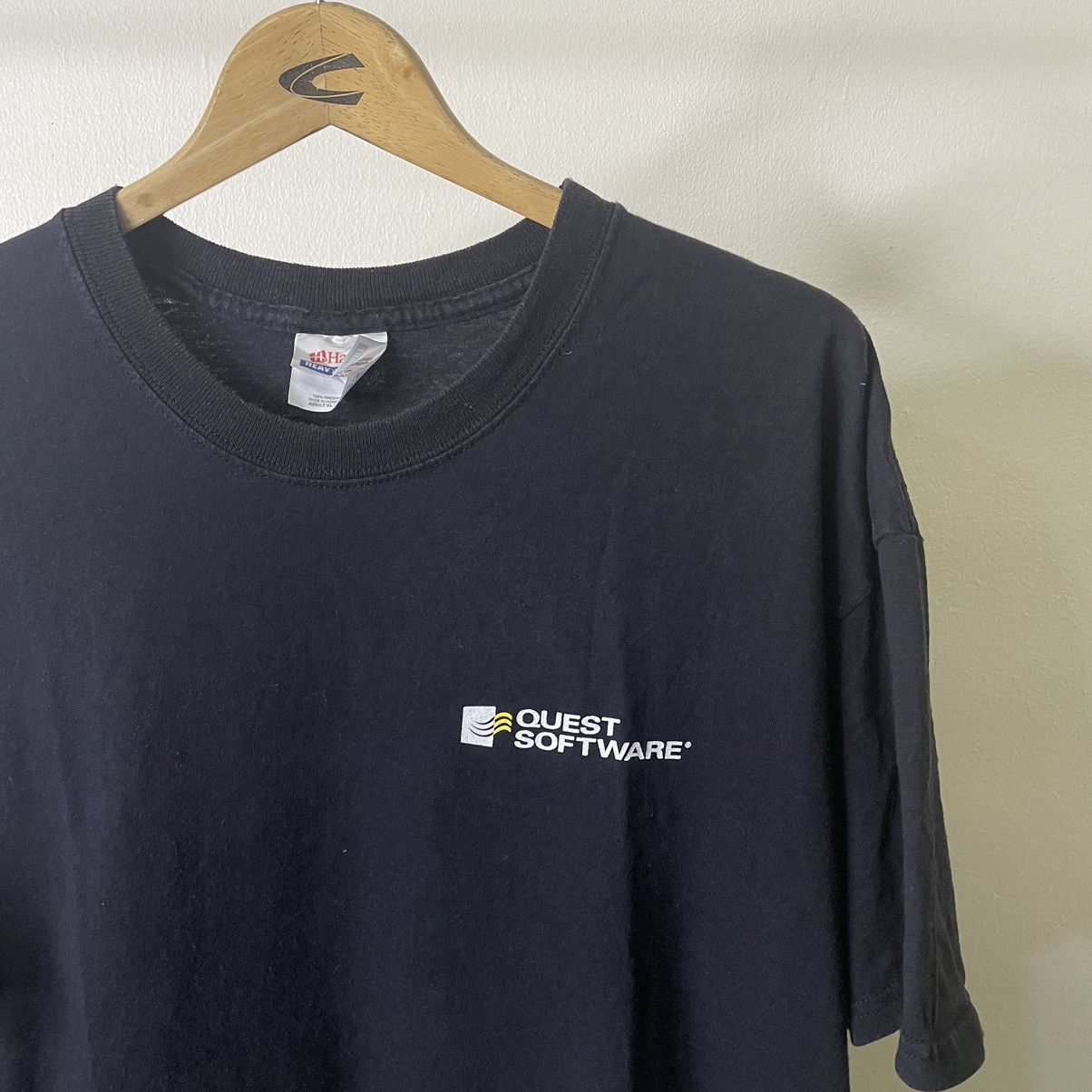 Microsoft × Vintage Vintage 2009 Microsoft Quest Software Promo T Shirt Size US XL / EU 56 / 4 - 5 Thumbnail