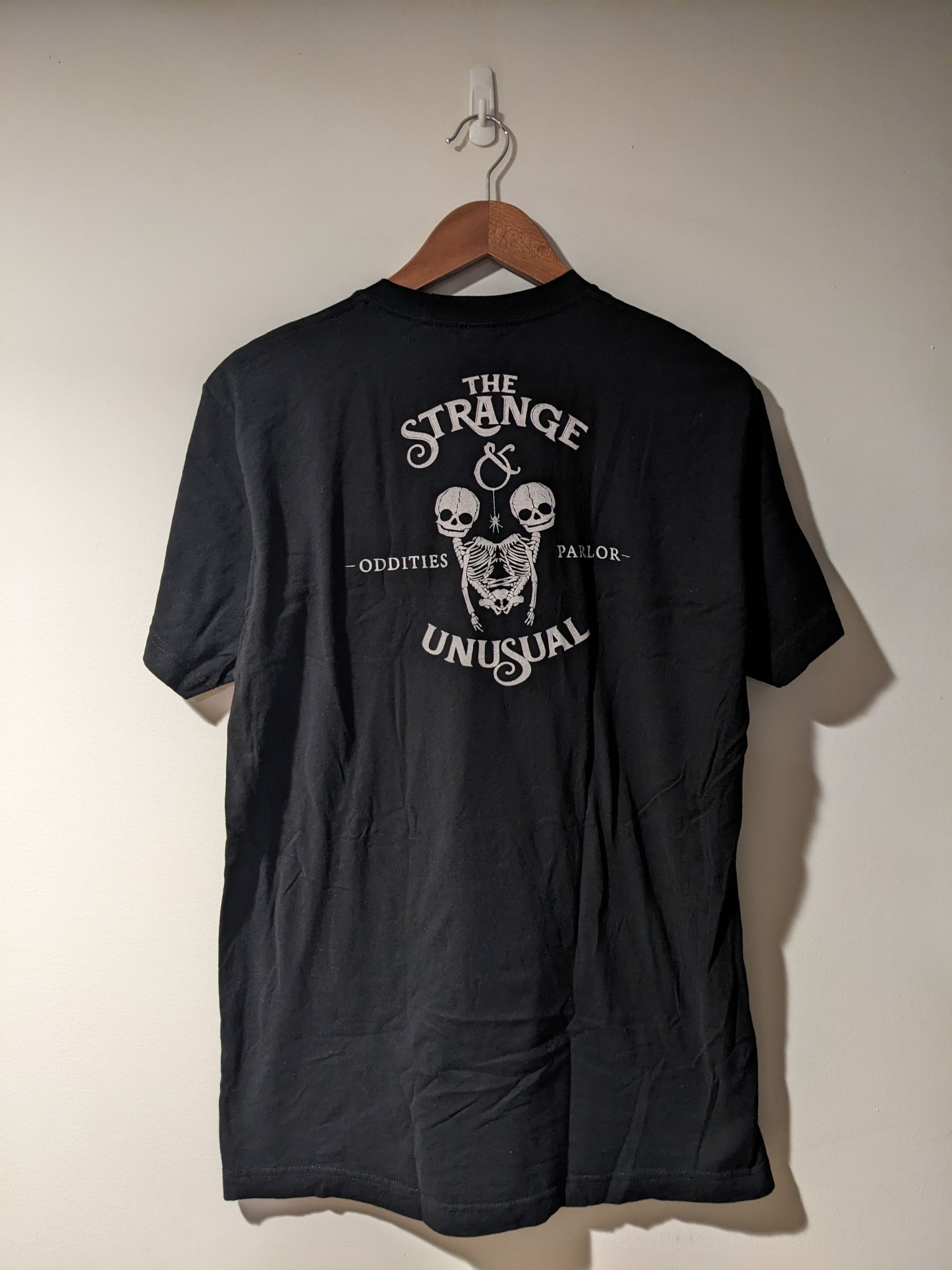 Band Tees × Hot Topic I'm With Strange and Unusual Motionless in White T-Shirt Size US L / EU 52-54 / 3 - 4 Thumbnail