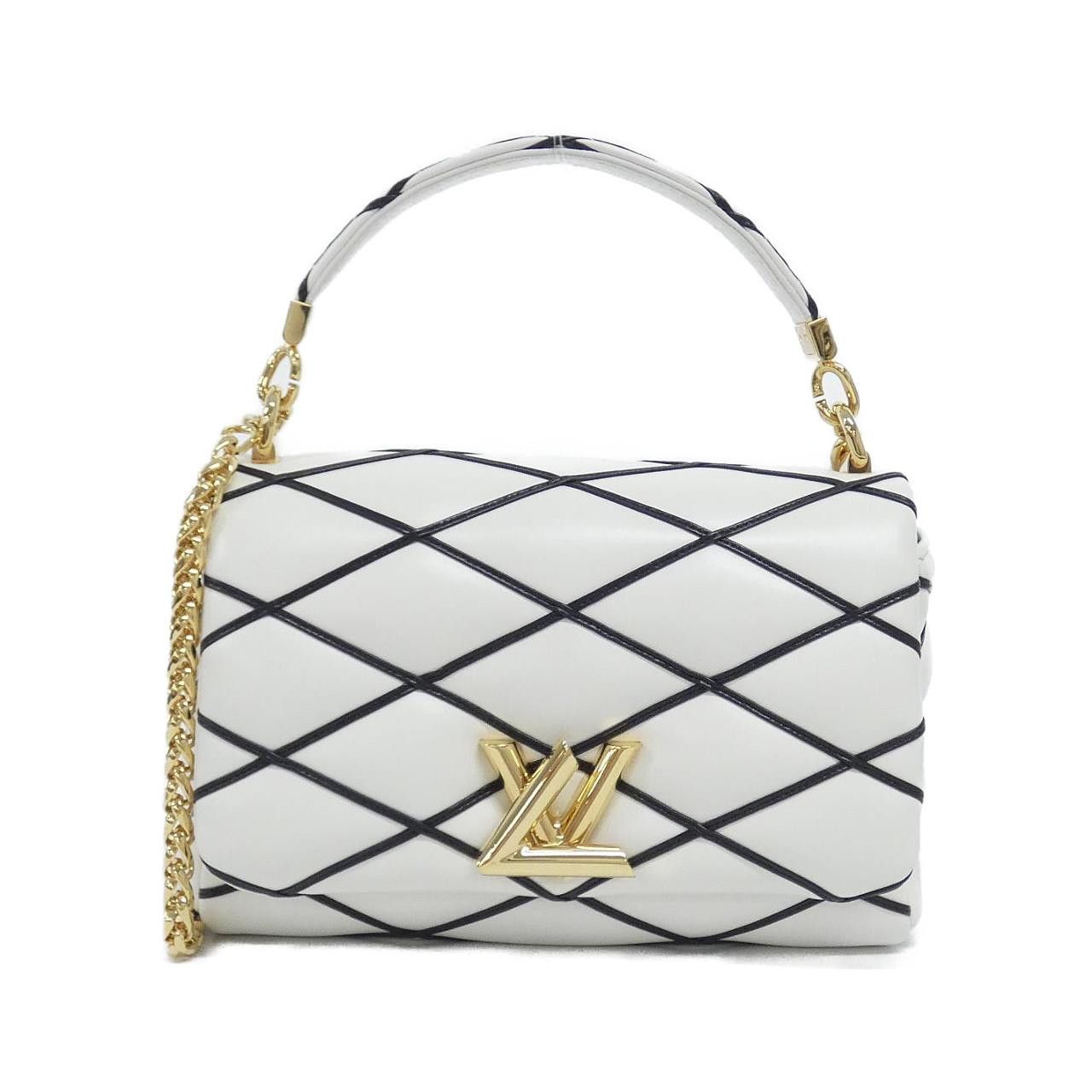 Louis Vuitton Louis Vuitton Louis Vuitton GO-14 Lamb Shoulder Bag Leather Shoulder Bag M22890 DUTY FREE for USA Size ONE SIZE - 1 Thumbnail