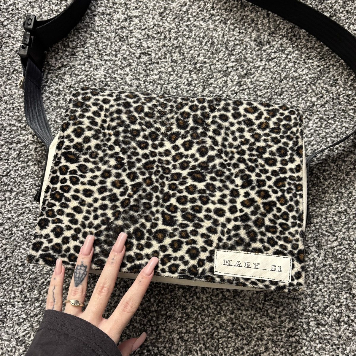Other upcycled unique leopard bag Size ONE SIZE - 3 Thumbnail