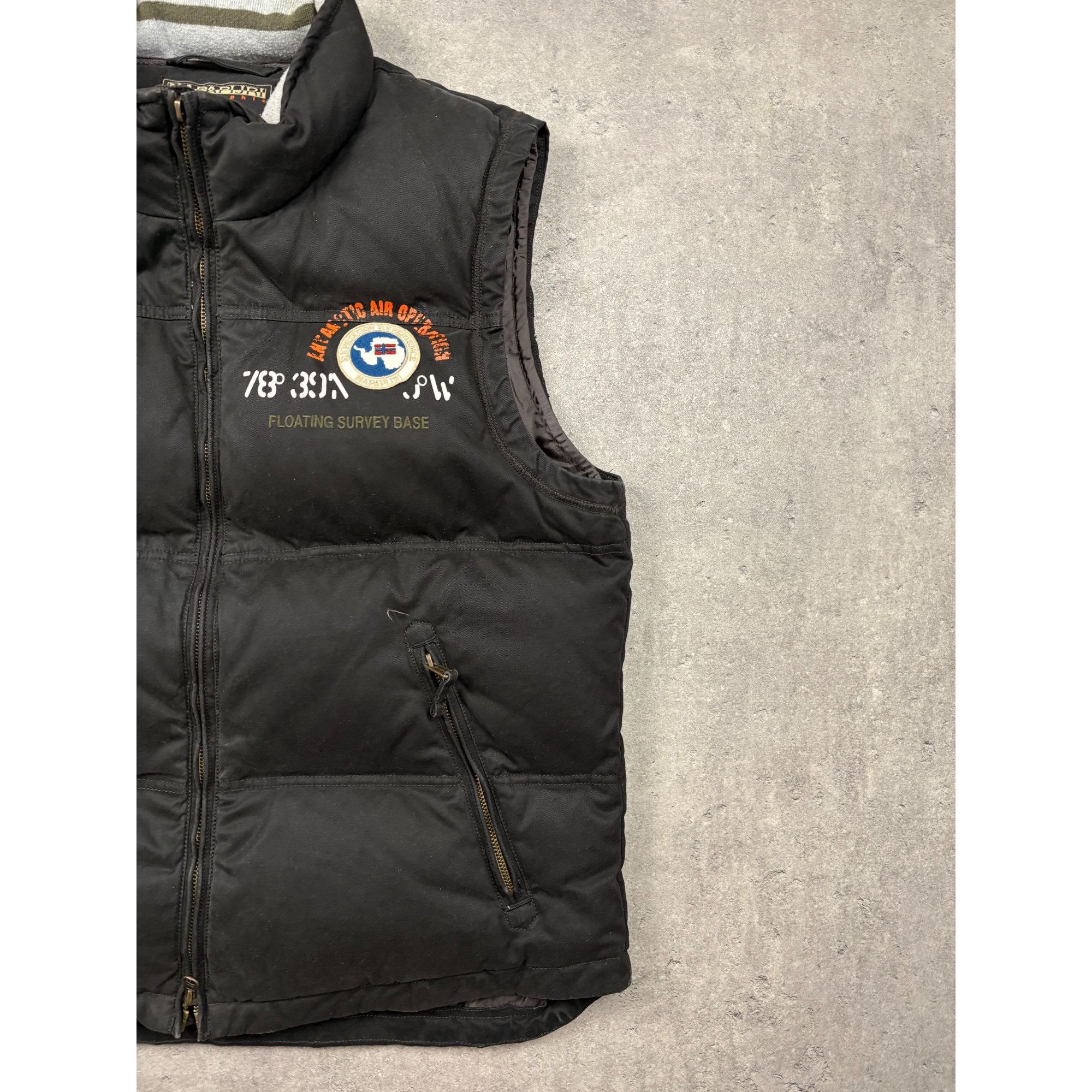 Napapijri Puchowa Kamizelka Napapijri – Black – Rozmiar XL y2k rare vi Size US XL / EU 56 / 4 - 6 Thumbnail