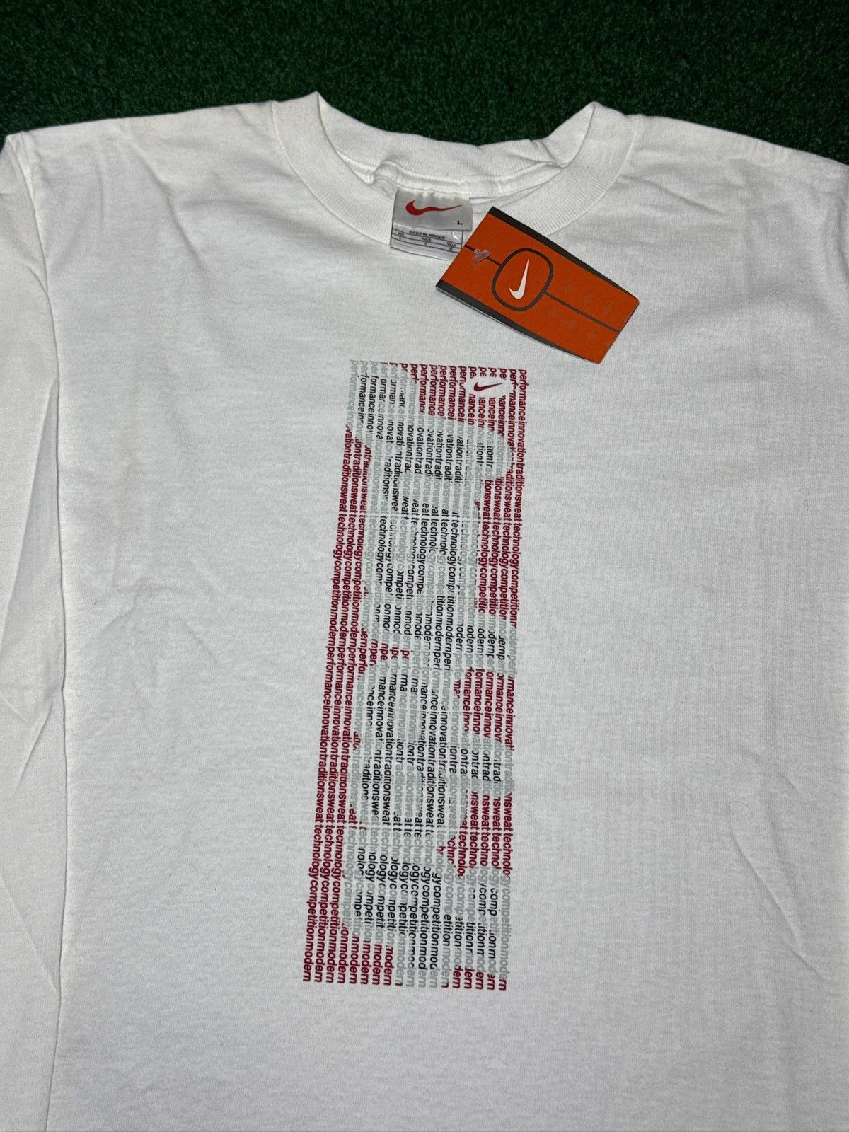 Nike Nike Long Sleeve Vintage 90s M/L 19x27 Graphic White T Shirt Size US M / EU 48-50 / 2 - 2 Thumbnail