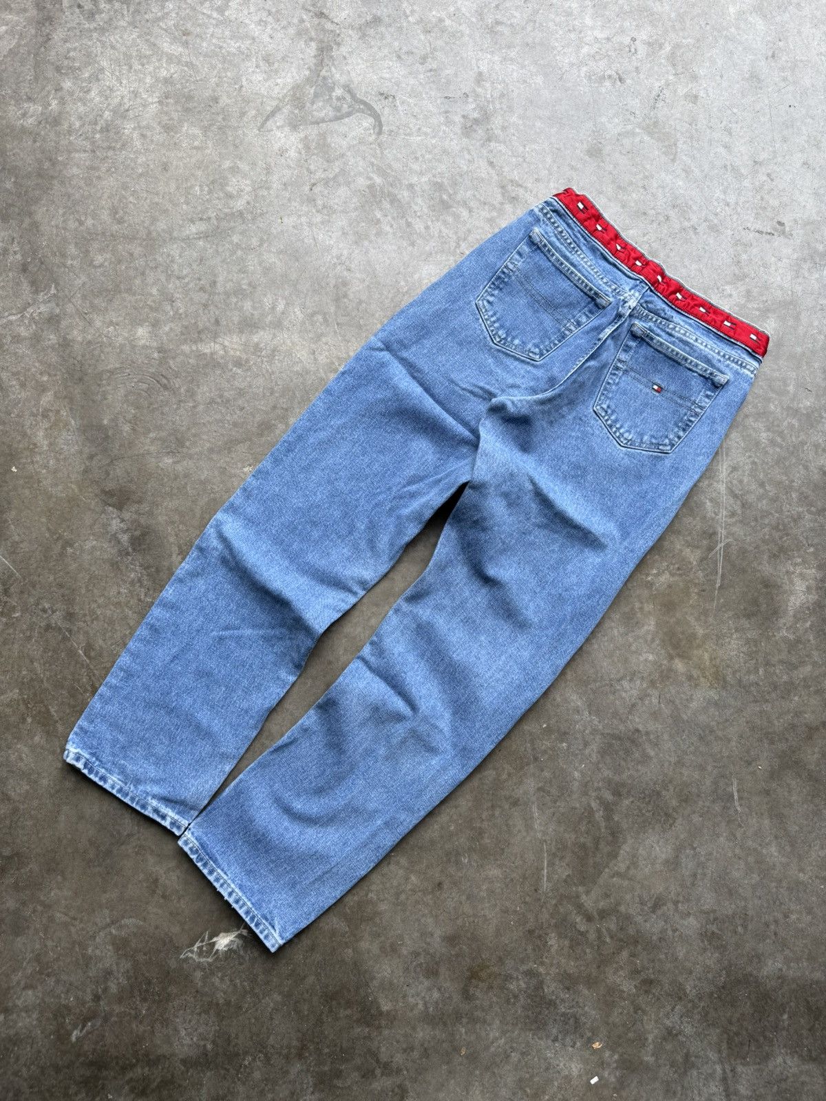 Tommy Hilfiger × Vintage Vintage 90’s/Y2K Tommy Hilfiger Embroidered Denim Size US 28 / EU 44 - 1 Thumbnail