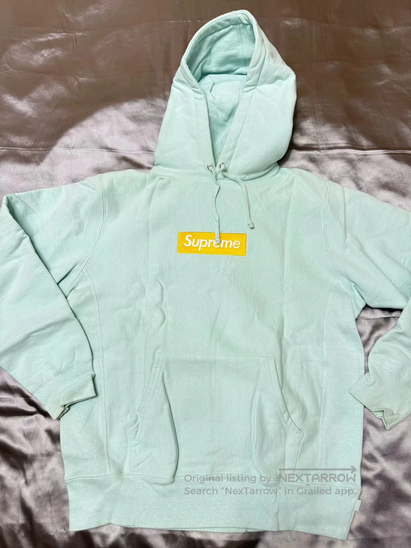 Supreme supreme fw17 box logo ice blue hoodie. Size US M / EU 48-50 / 2 - 1 Thumbnail