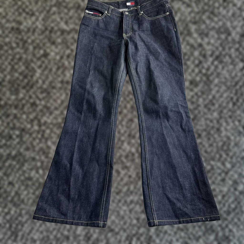 Tommy Hilfiger VINTAGE TOMMY HILFIGER Jeans Bootcut Low Rise 9 Women's Dark wash Stretch Size 30" / US 8 / IT 44 - 1 Thumbnail