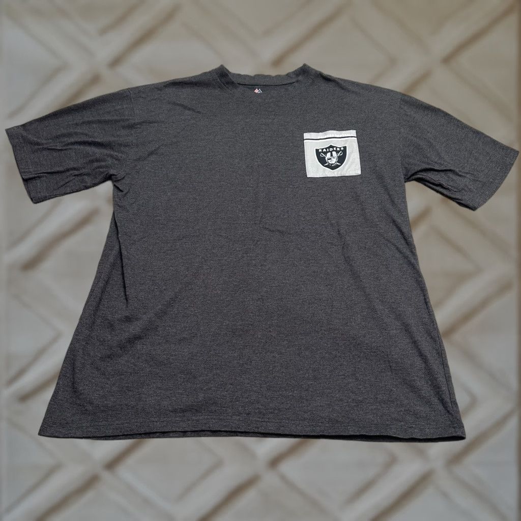 NFL Majestic Raiders Football Tee T-Shirt Mens 2XT Black Crew Neck Cotton Pocket NFL Shirt Men 2XT Black Size US XXL / EU 58 / 5 - 1 Thumbnail