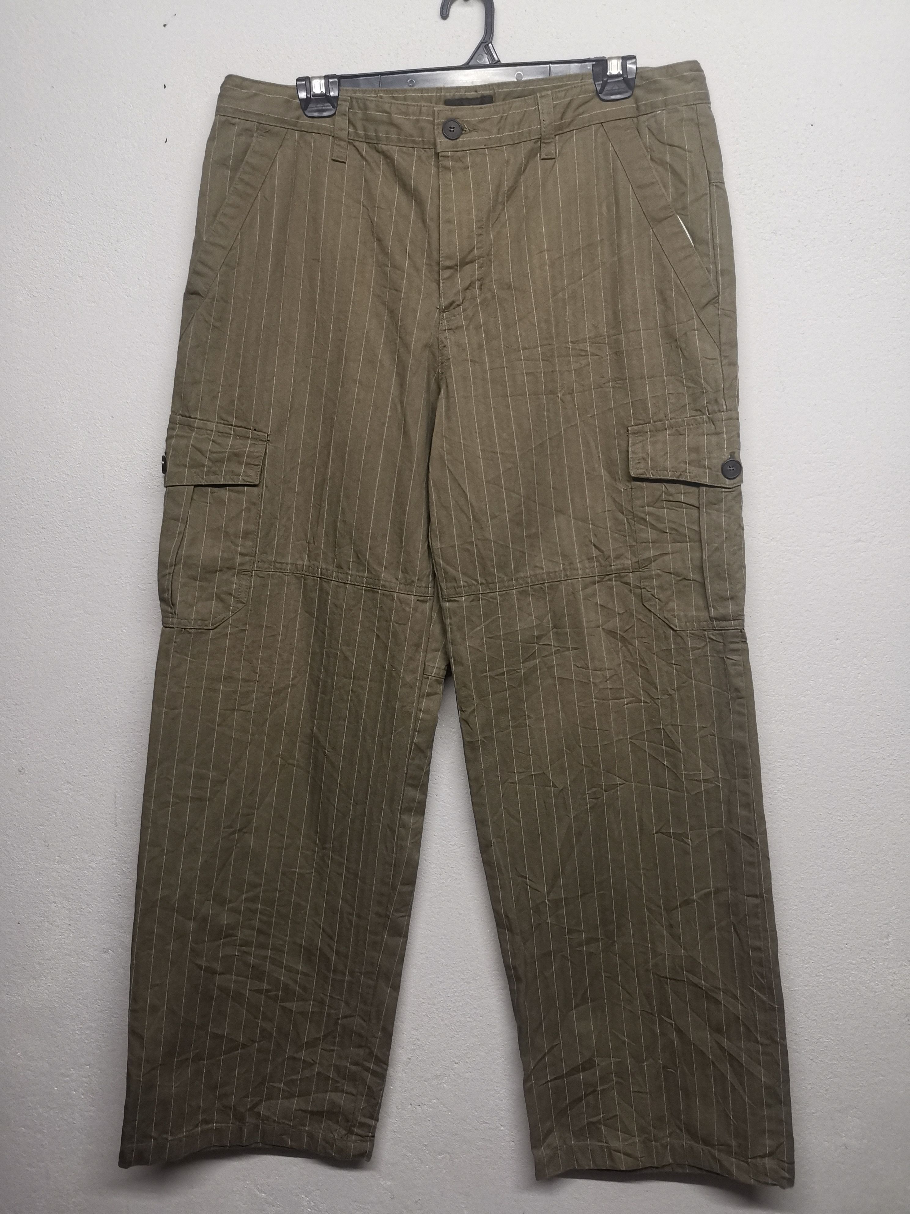 image of Hype Designer Icekekiw35 Vertical Stripes Cargo Pants in Brown, Men's