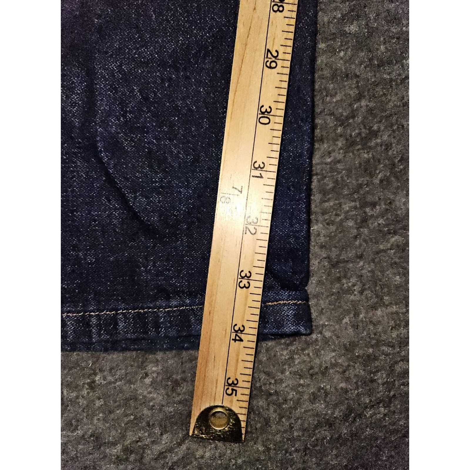 Wrangler VINTAGE Wrangler 13MWZ Jeans Men's 33x34 Blue Denim Straight 90s Cowboy Regular Size US 33 - 5 Thumbnail