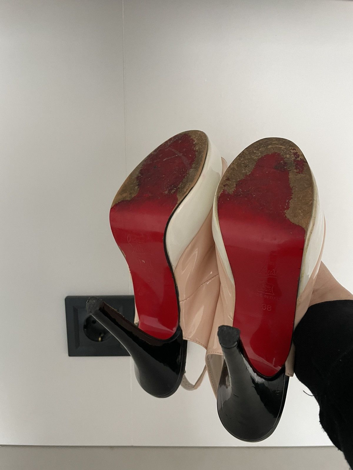 Christian Louboutin Christian Louboutin Lady Peep Nude Patent Leather Heels RARE Size US 8 / IT 38 - 5 Thumbnail