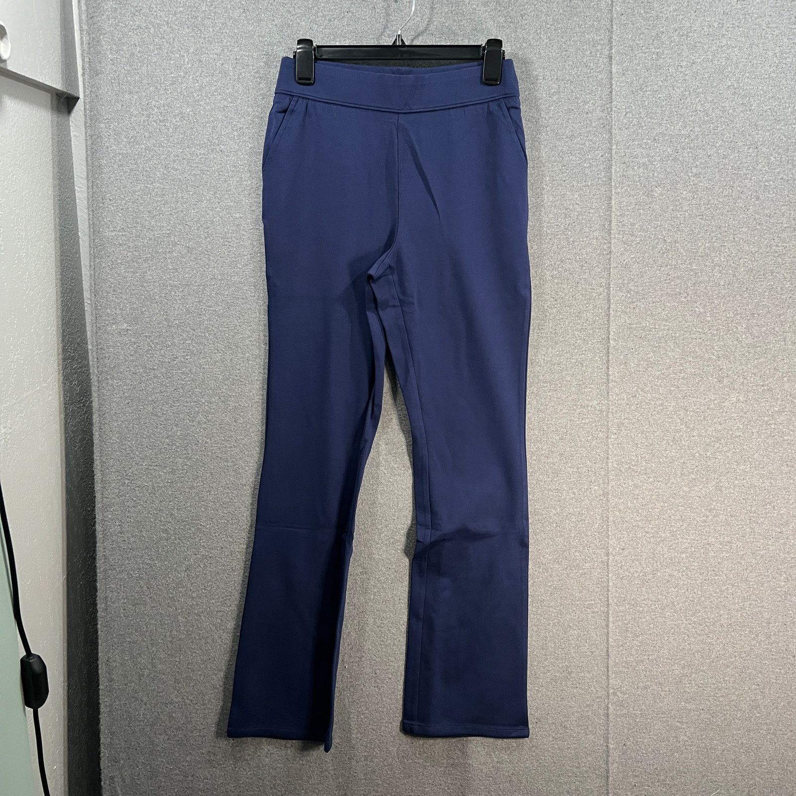 Other Denim & Co. Ponte Lightly Bootcut Pull On Pant Navy, X-Small Size 24" / US 00 / IT 34 - 1 Thumbnail