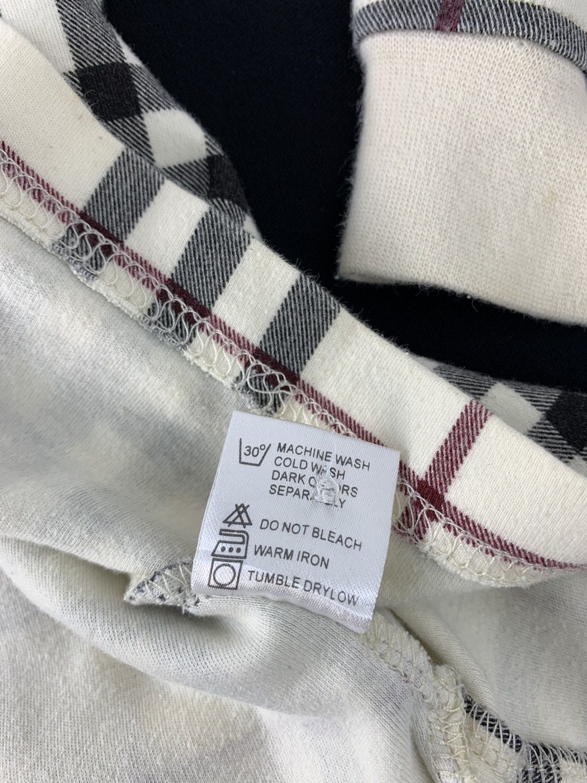 Burberry Burberry London Nova Checked Monogram Longsleeve Pocket Polo Size US M / EU 48-50 / 2 - 7 Thumbnail