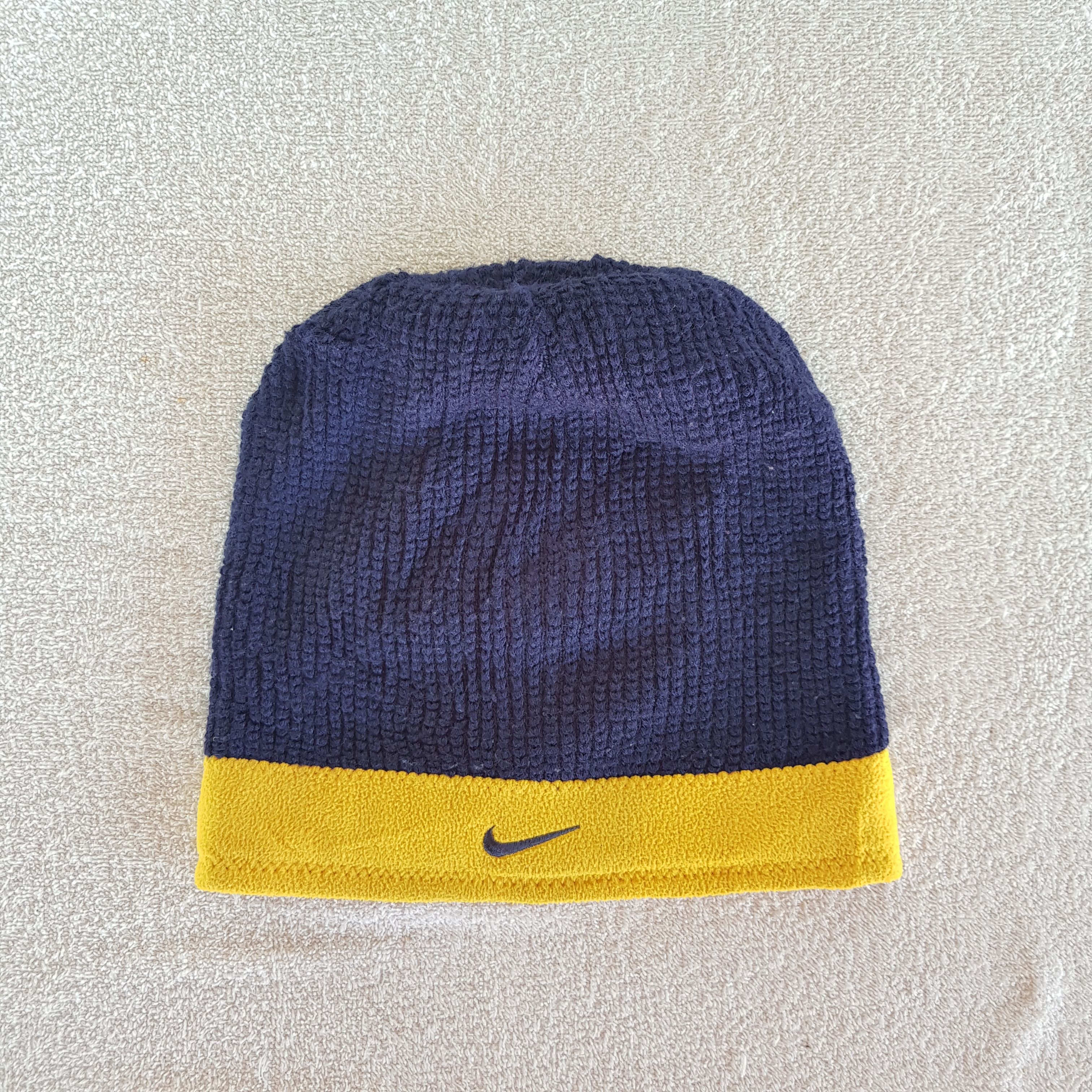 NCAA Vintage Nike Michigan Wolverines Beanie Reversible Snow Caps Size ONE SIZE - 7 Thumbnail