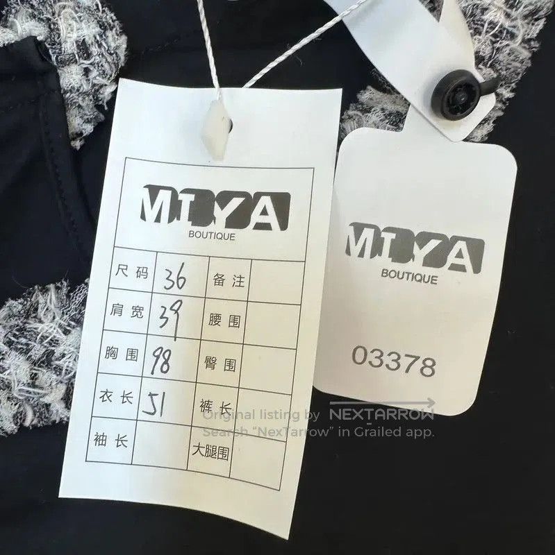 Chanel Chanel Black Short Sleeve T-Shirt with Detail . Size S / US 4 / IT 40 - 6 Thumbnail