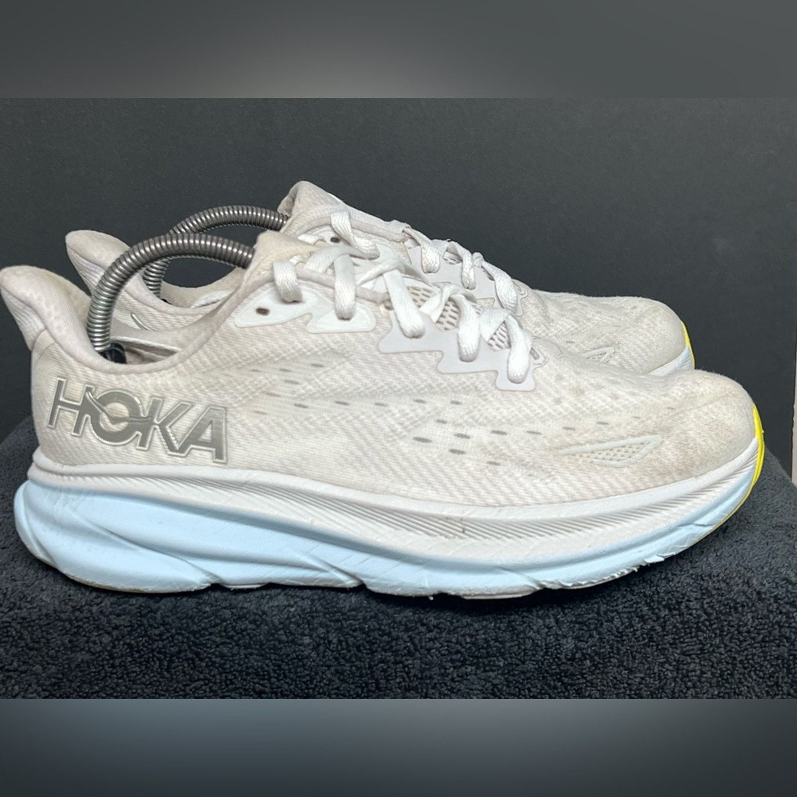 Hoka Hoka One One Womens Clifton 9 Running Shoes Sneakers 9.5 B Size US 9.5 / IT 39.5 - 4 Thumbnail