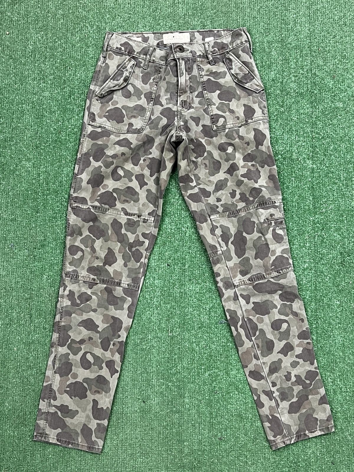 Lucky Brand Lucky Brand The Cargo Camo Pants Size 25" / US 0 / IT 36 - 2 Thumbnail