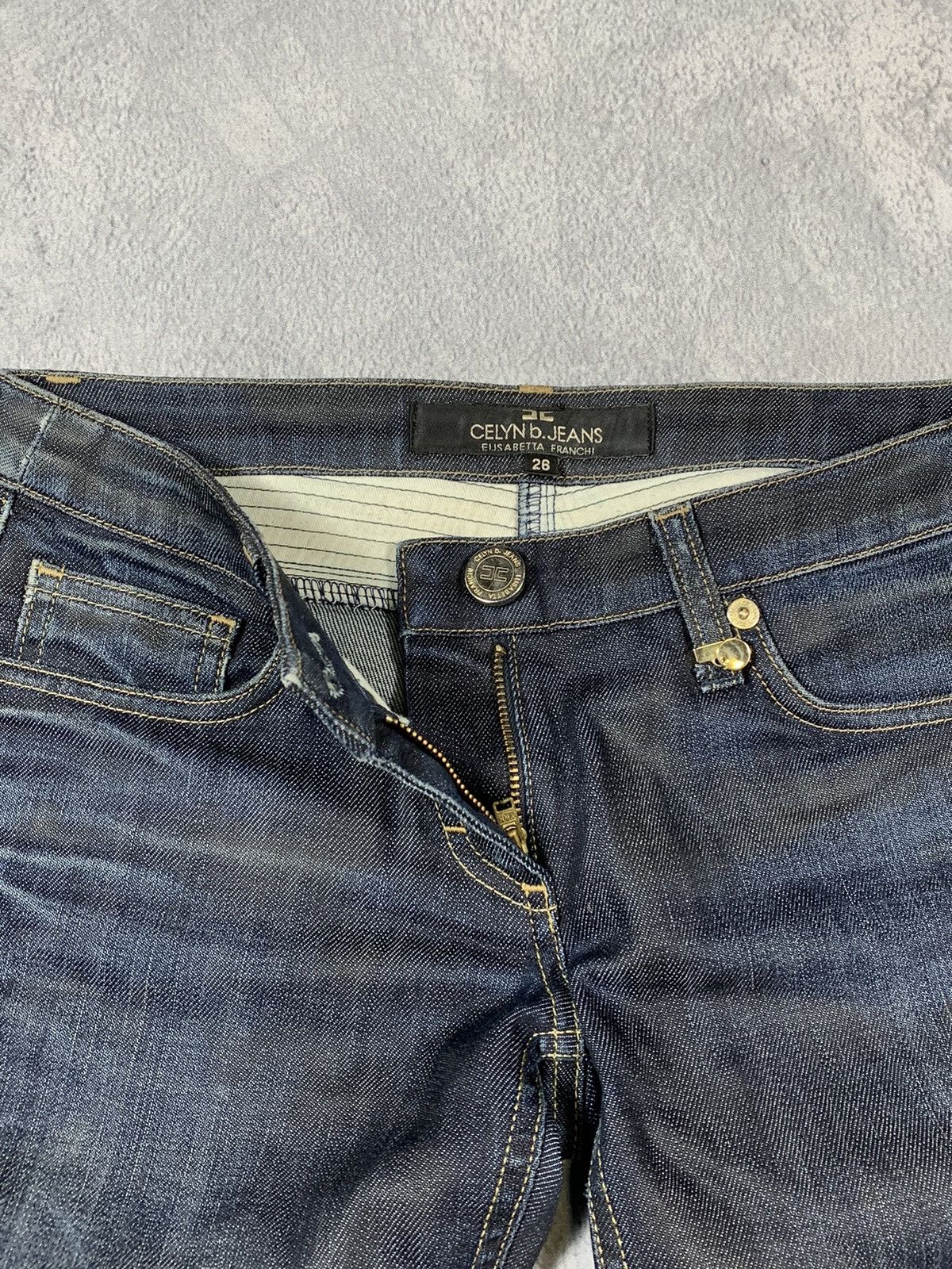 Japanese Brand × Vintage Vintage Y2K style Japanese faded denim jeans streetwear 26 Size 26" / US 2 / IT 38 - 3 Thumbnail